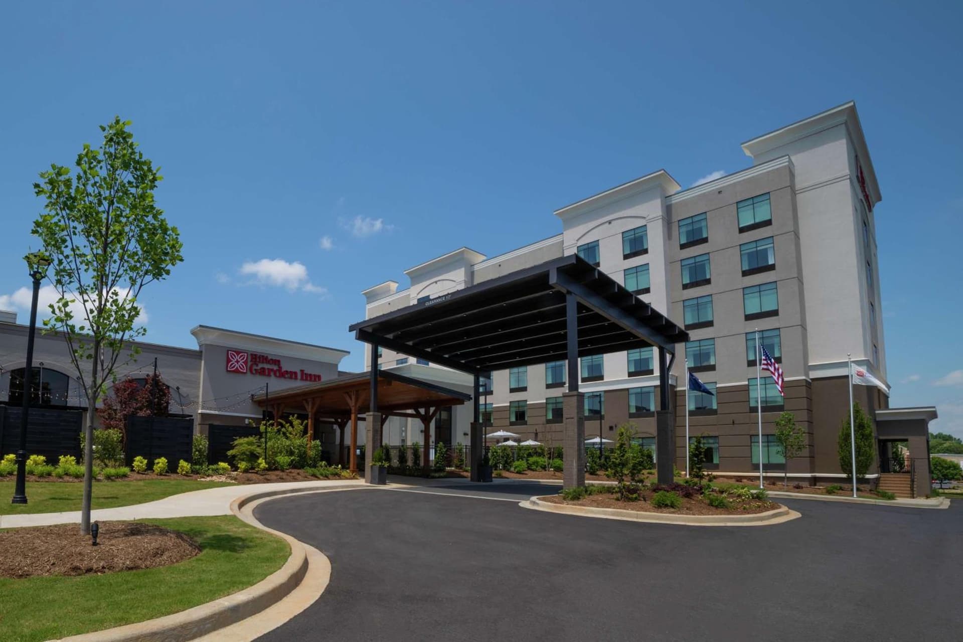 Hilton Garden Inn Spartanburg interior in Spartanburg, SC — gallery photo 2