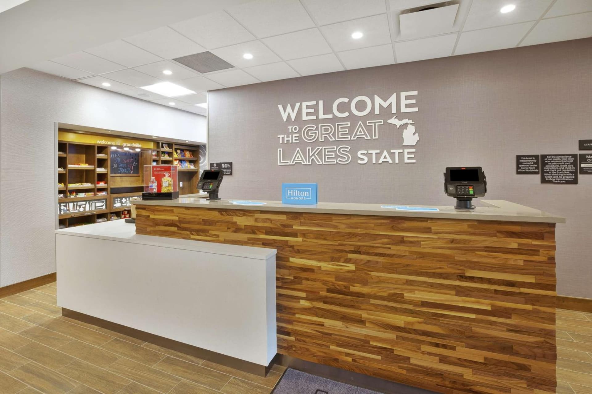 Hampton Inn & Suites Grandville Grand Rapids South property views in Grandville, MI — gallery photo 3
