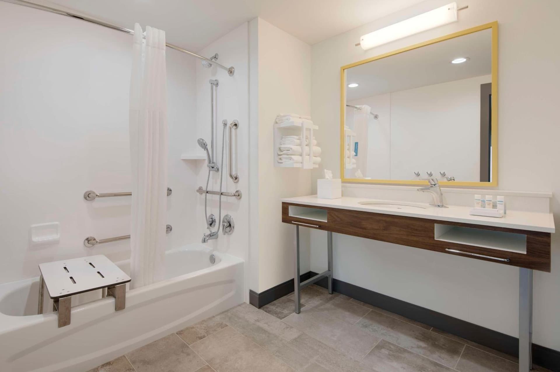 Hampton Inn & Suites D'Iberville Biloxi gallery photo in Biloxi, MS — image 17