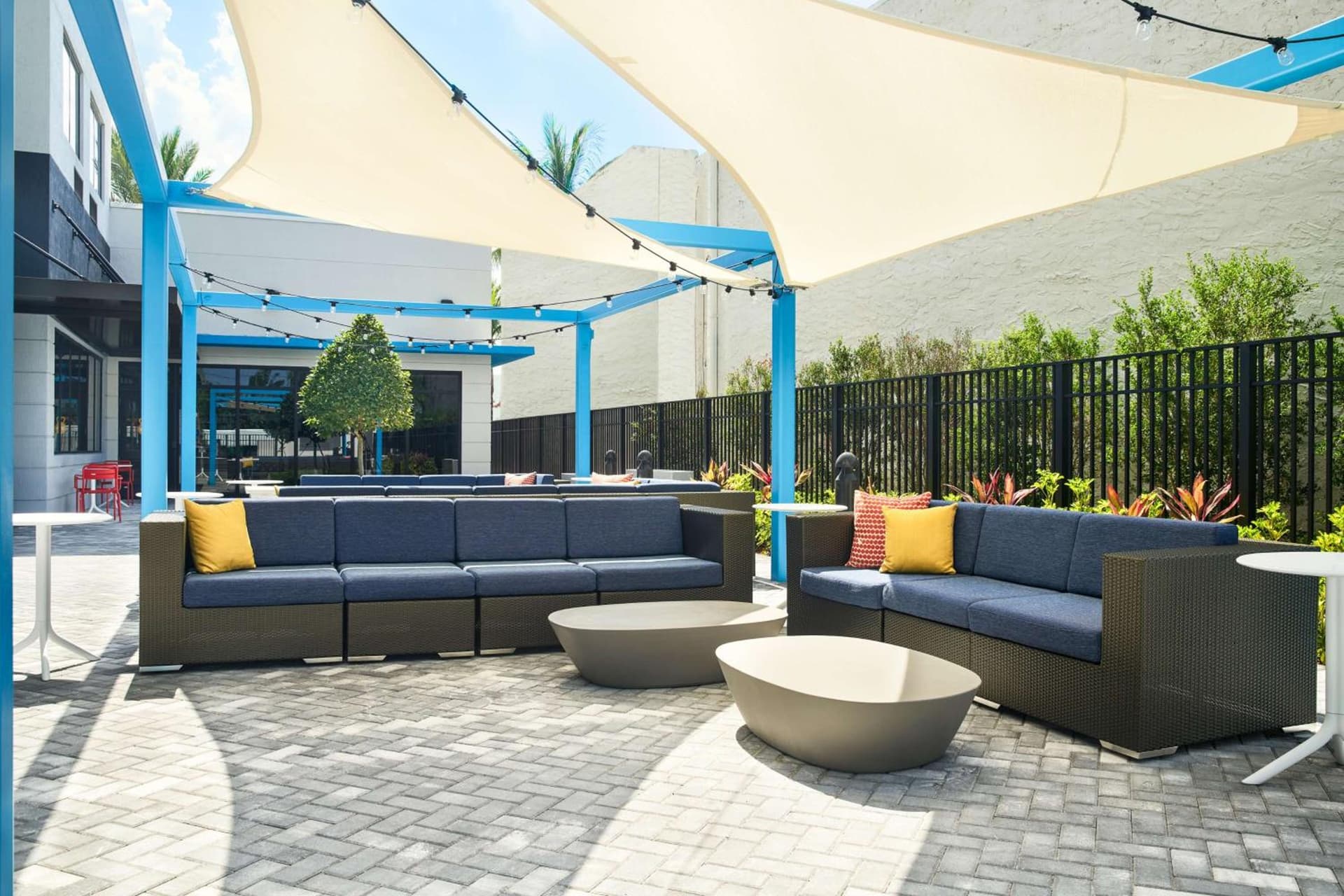 Tru By Hilton Ft Lauderdale Airport property views in Dania Beach, FL — gallery photo 3