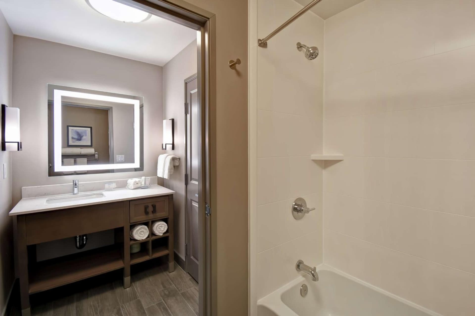 Homewood Suites By Hilton Orange New Haven gallery photo in Orange — image 21
