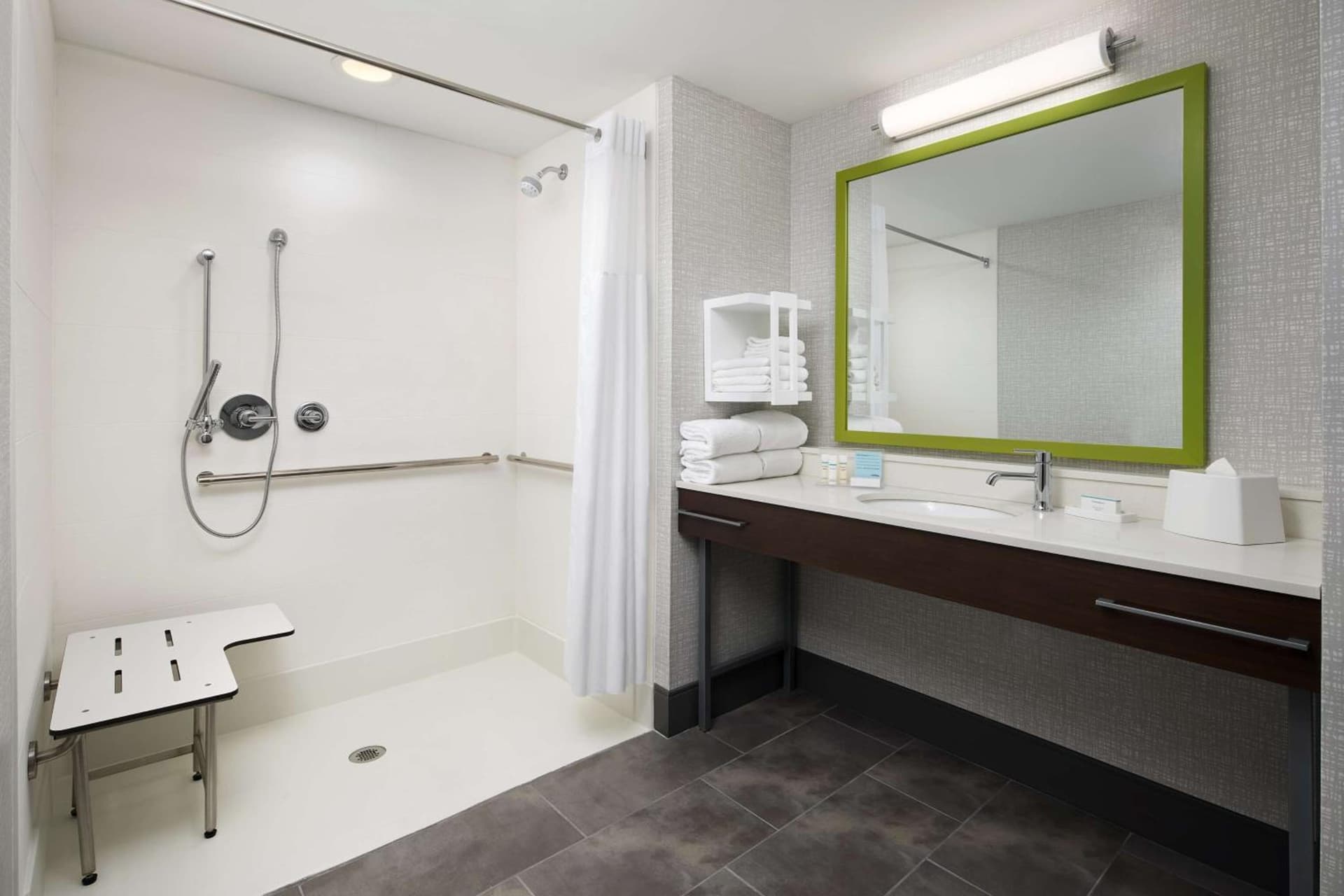 Hampton Inn Franklin, IN gallery photo in Franklin, IN — image 23