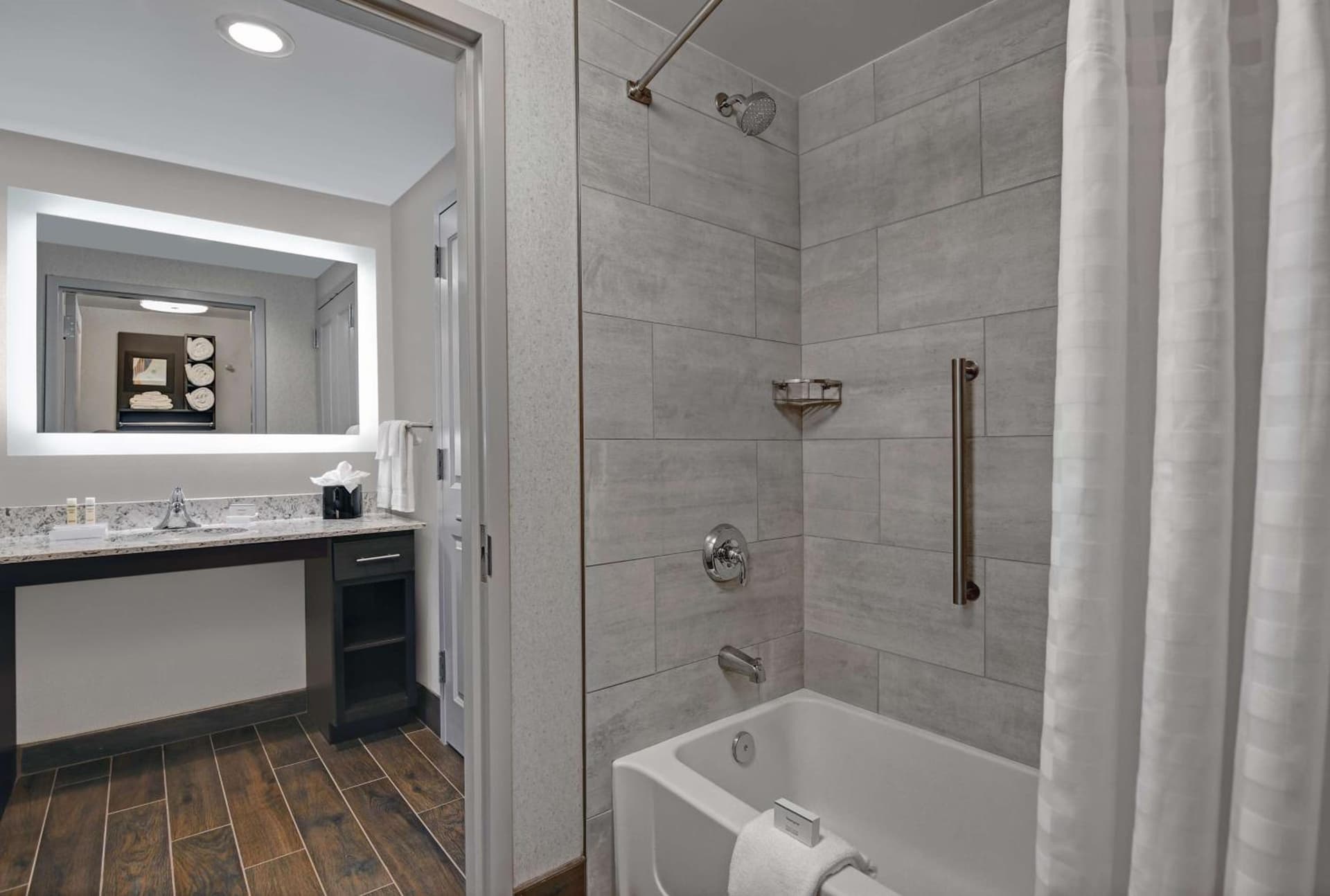 Homewood Suites By Hilton Edison Woodbridge, NJ gallery photo in Edison — image 47