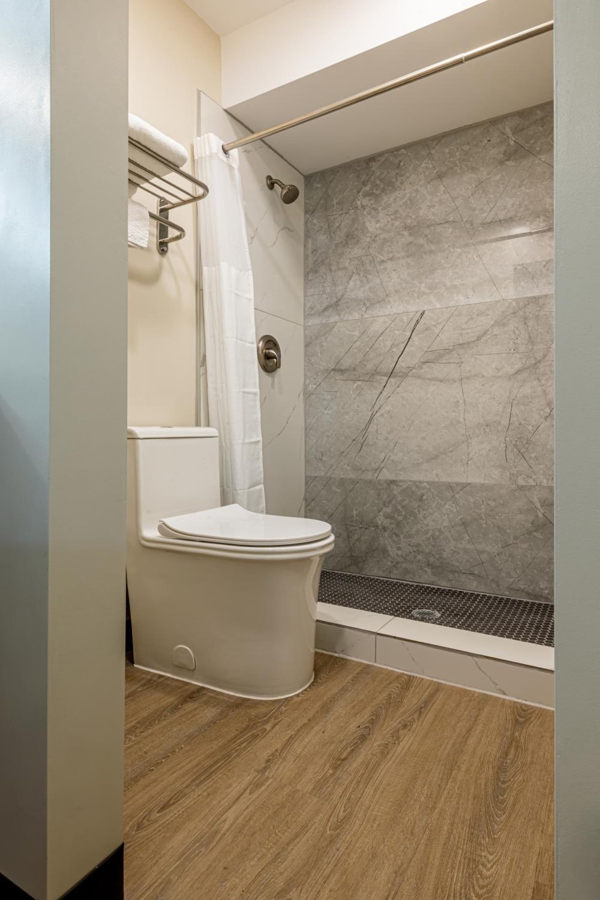 Exclusivo Inn by OYO Grand Prairie, TX gallery photo in Grand Prairie, TX — image 11