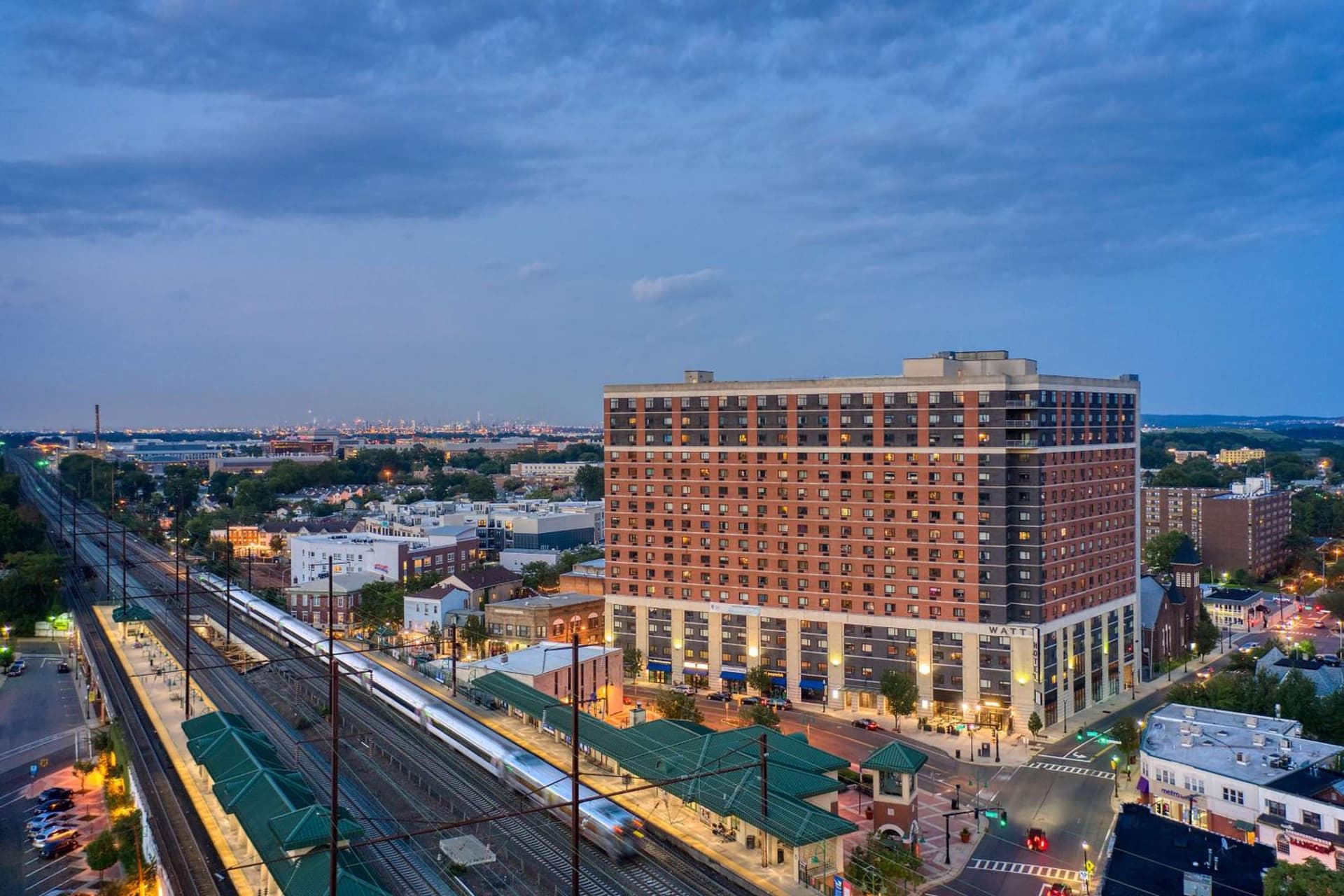 Watt Hotel Tapestry Collection by Hilton gallery photo in Rahway, NJ — image 35