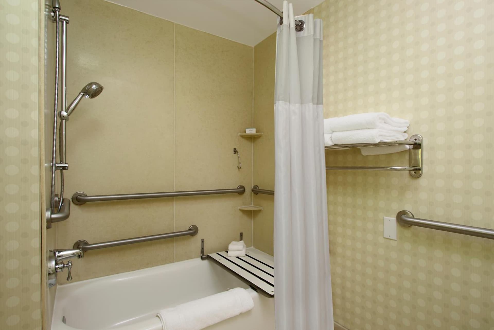 Hilton Garden Inn Sonoma County Airport gallery photo in Santa Rosa, CA — image 33