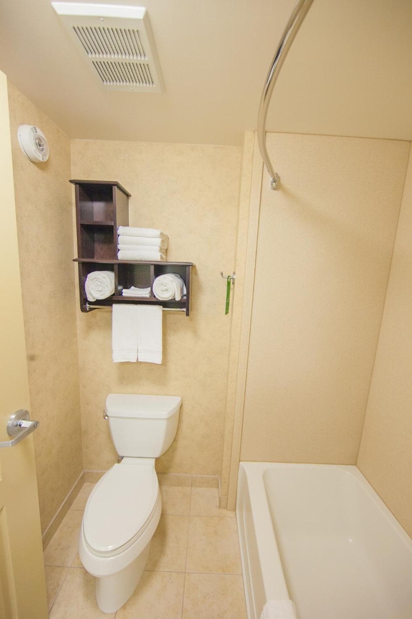 Hampton Inn & Suites by Hilton Seattle/Kent gallery photo in Kent, WA — image 20