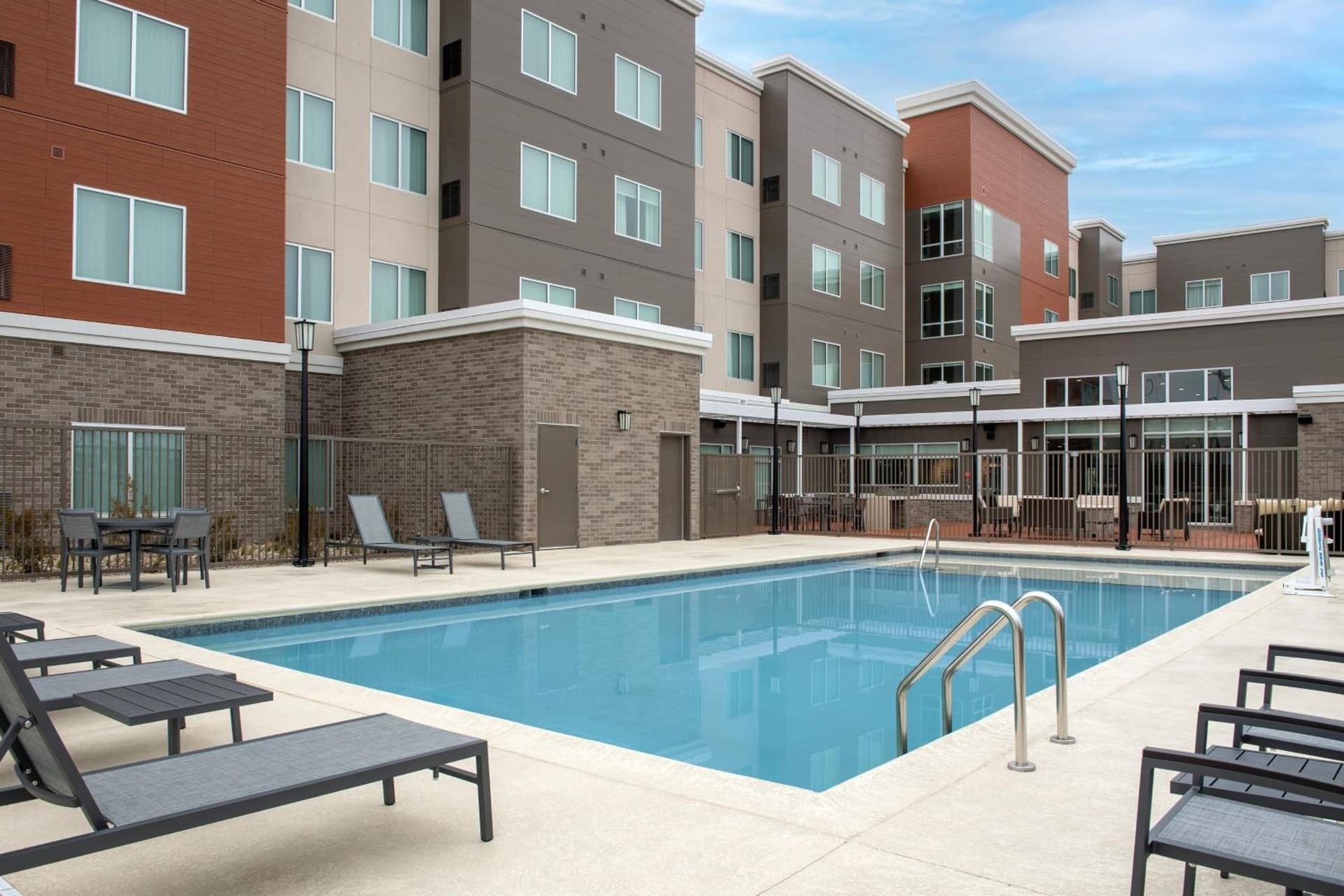 Residence Inn by Marriott Dallas Grand Prairie gallery photo in Grand Prairie, TX — image 39