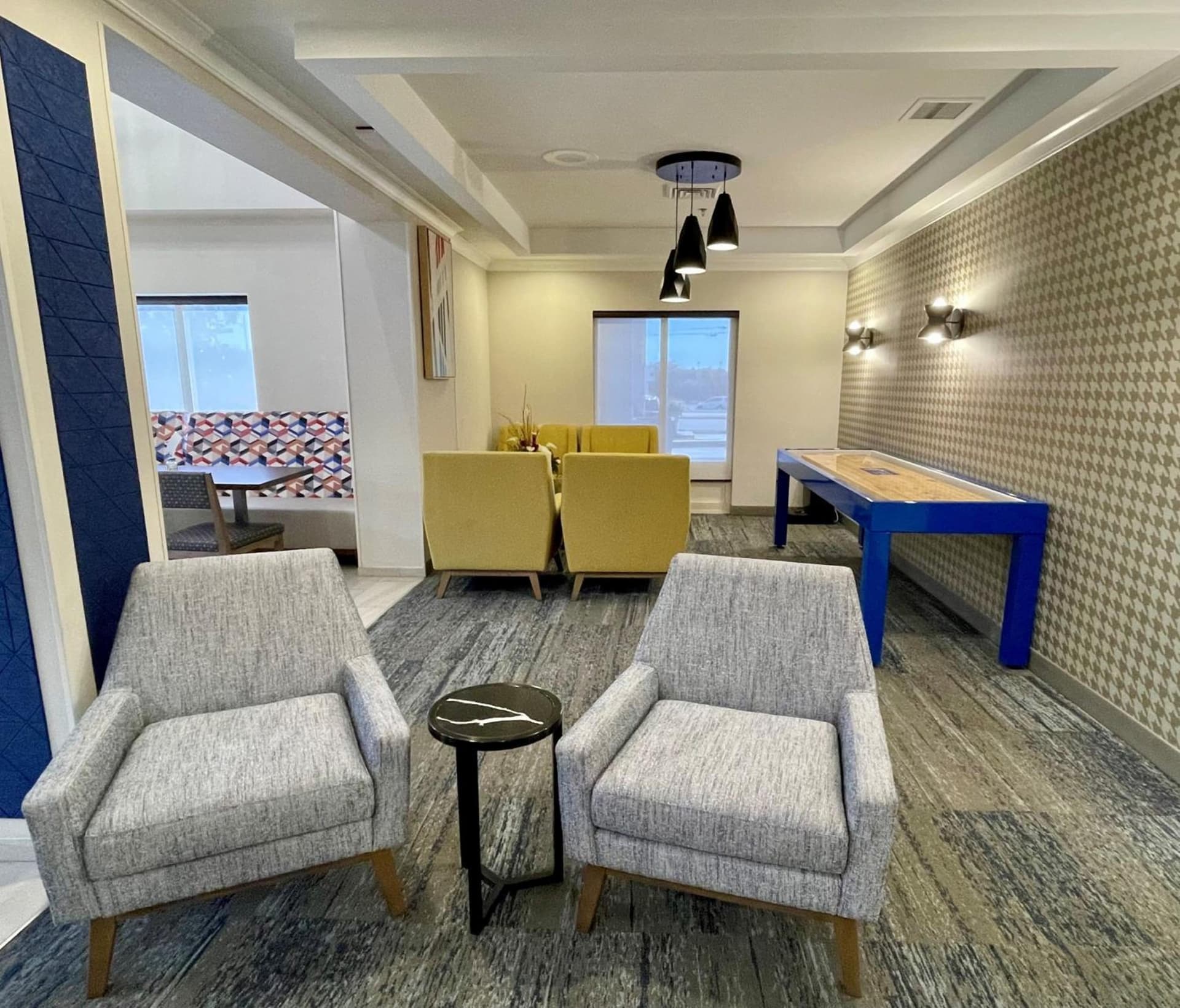 Holiday Inn Express & Suites - Tuscaloosa-University by IHG gallery photo in Tuscaloosa, AL — image 29