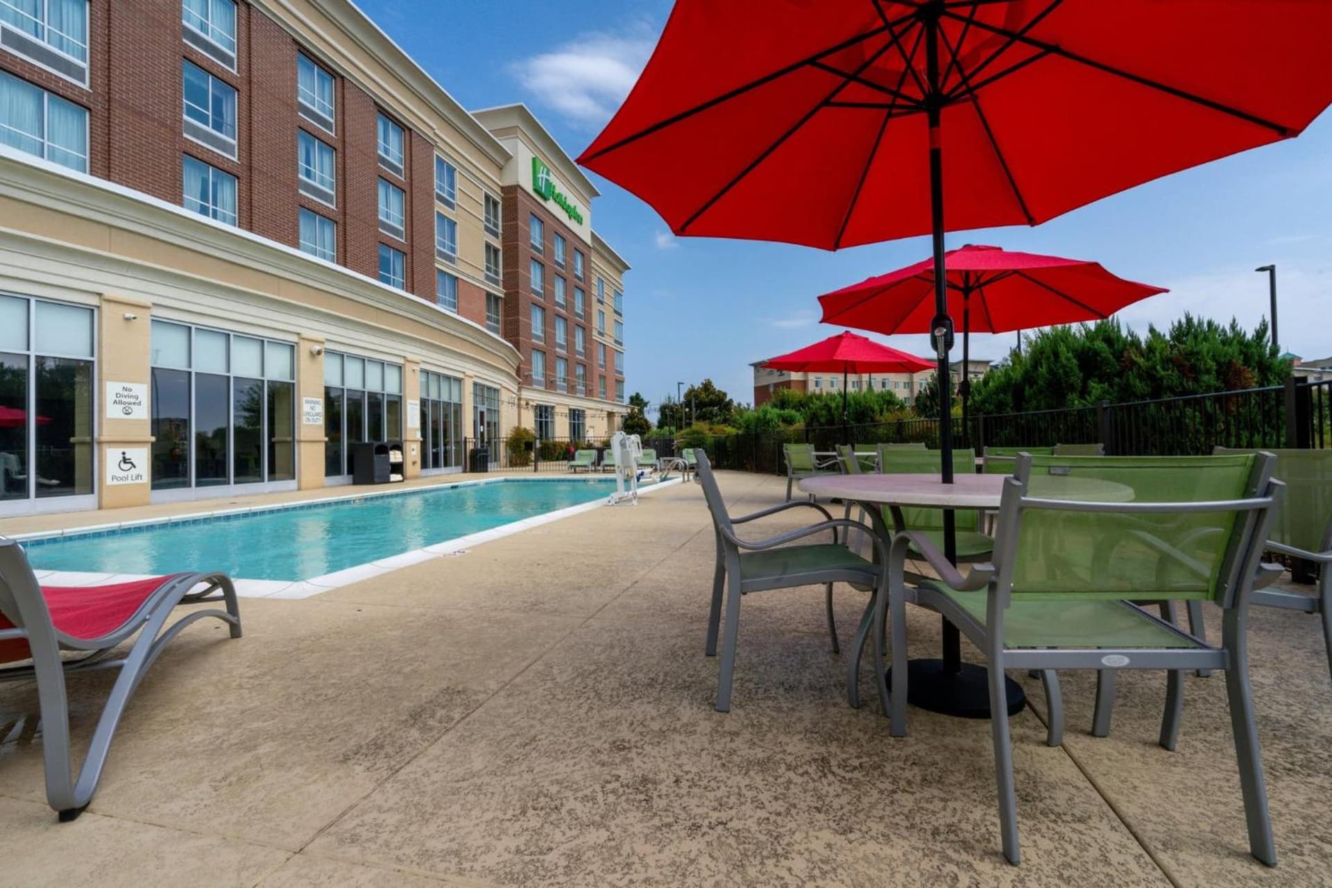 Holiday Inn Murfreesboro by IHG interior in Murfreesboro, TN — gallery photo 2
