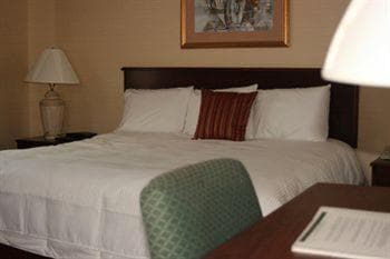 Maron Hotel & Suites gallery photo in Danbury, CT — image 19