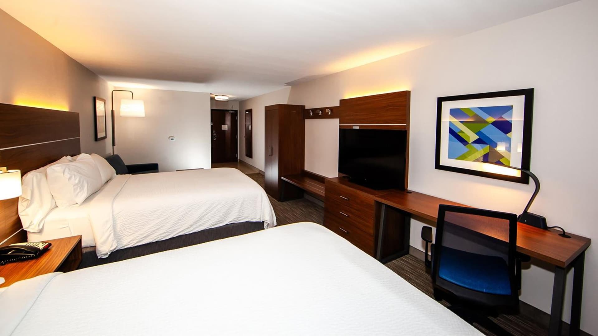 Holiday Inn Express Hotel & Suites Chicago South Lansing by IHG gallery photo in Lansing, IL — image 4
