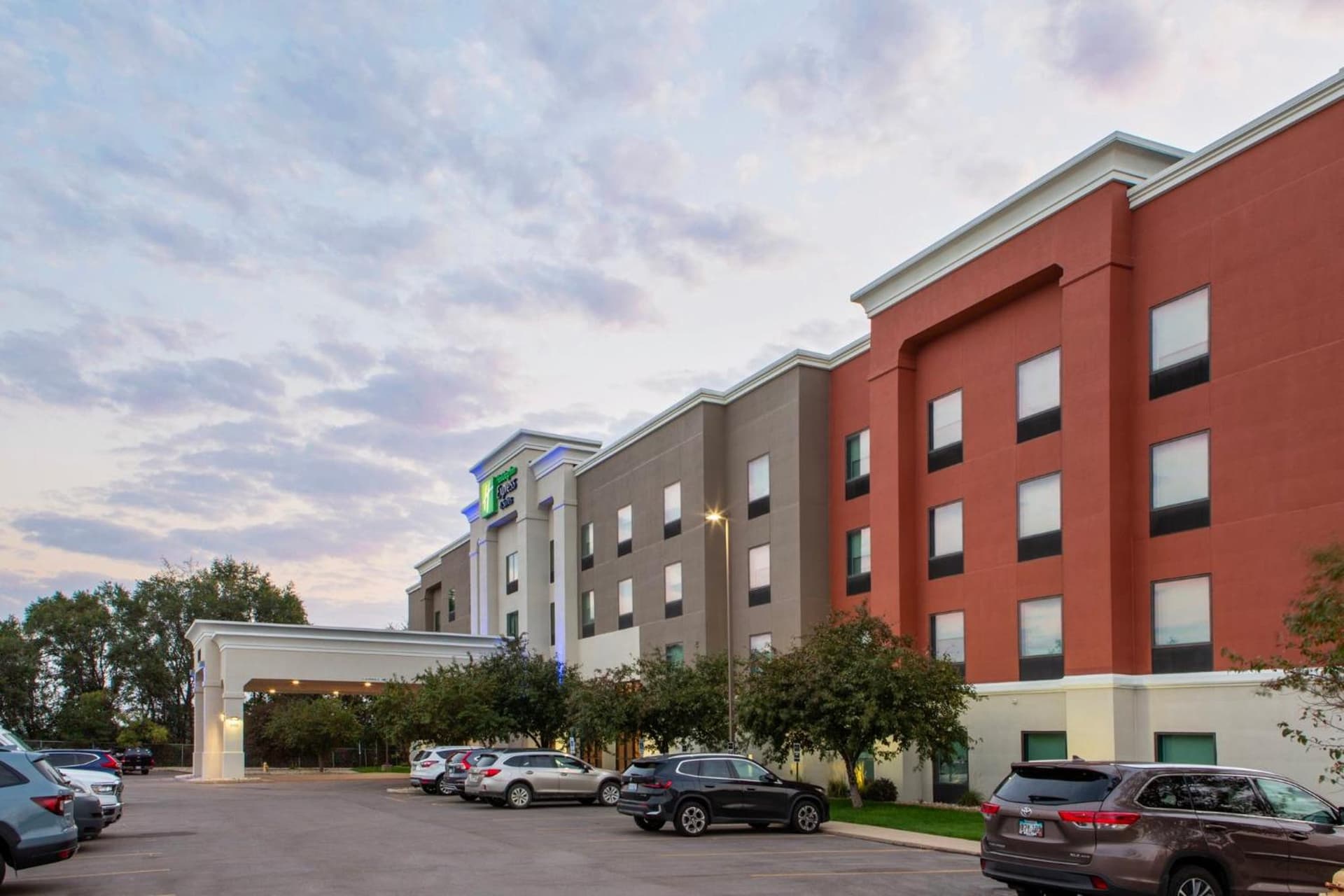 Holiday Inn Express & Suites Sioux City-South by IHG gallery photo in Sioux City, IA — image 71