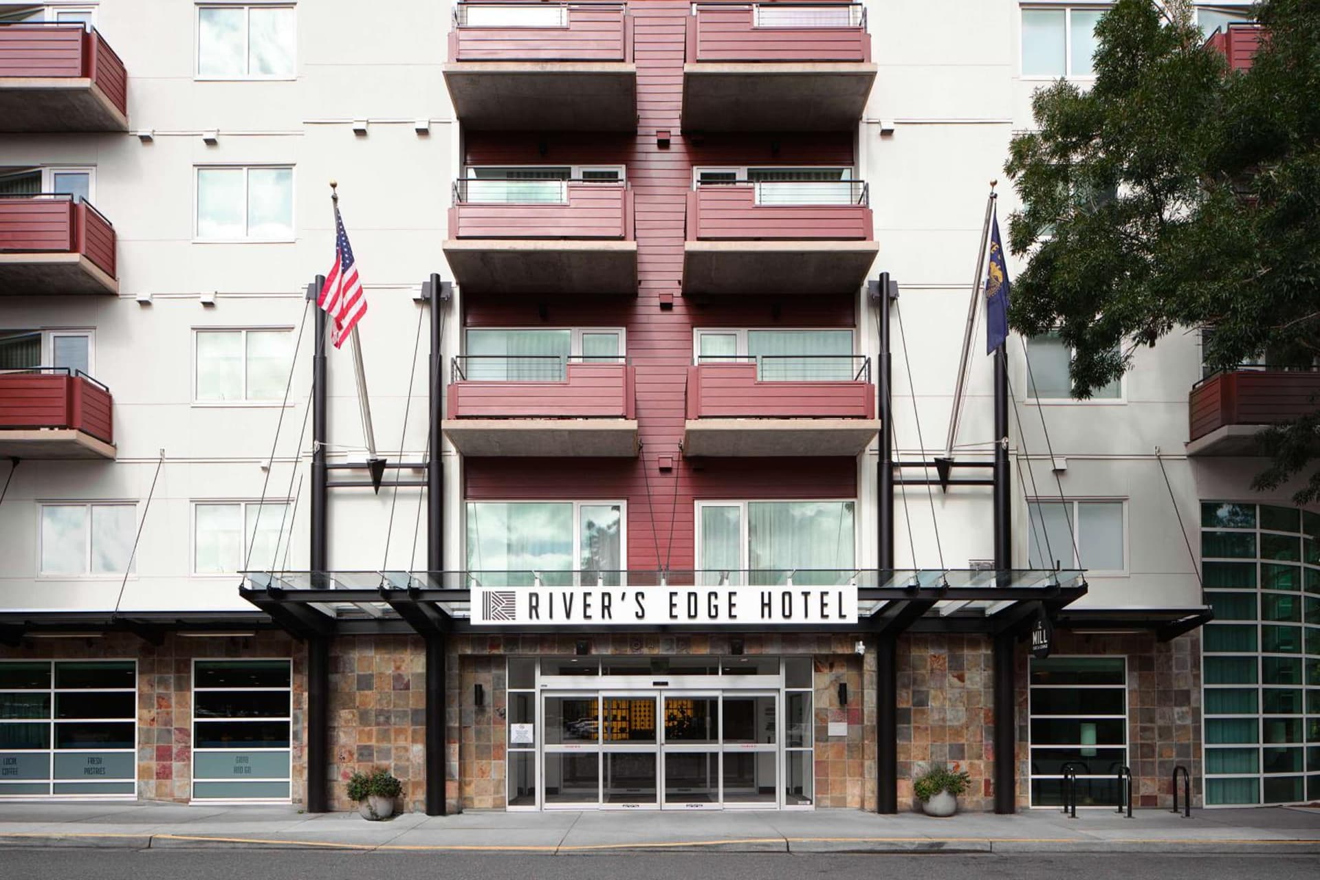 River's Edge Hotel Portland, Tapestry Collection by Hilton — hotel in Portland, Oregon