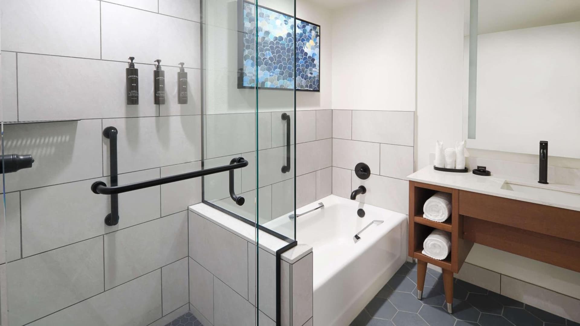 River's Edge Hotel Portland, Tapestry Collection by Hilton gallery photo in Portland, OR — image 5