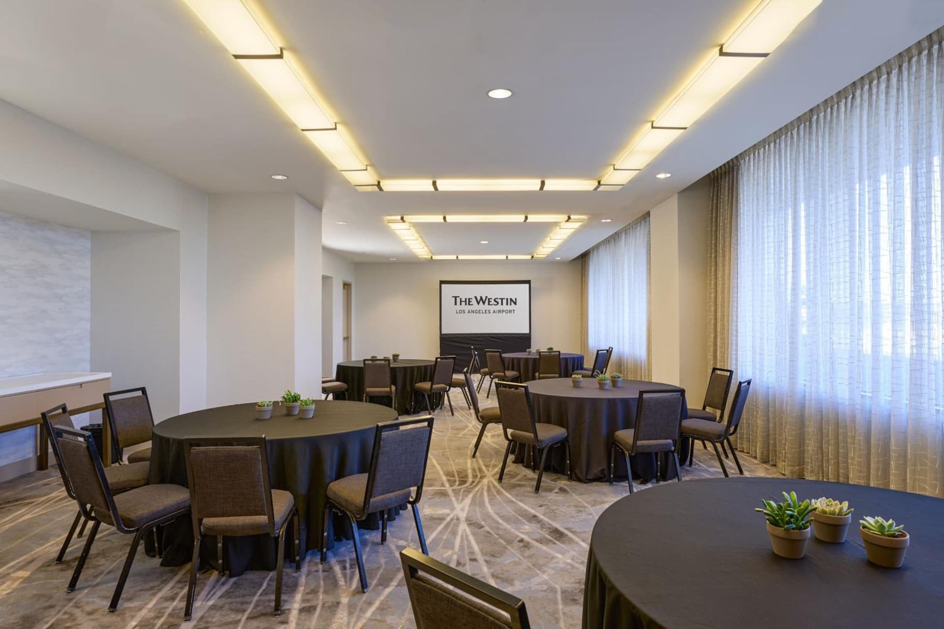 The Westin Los Angeles Airport gallery photo in Los Angeles, CA — image 39