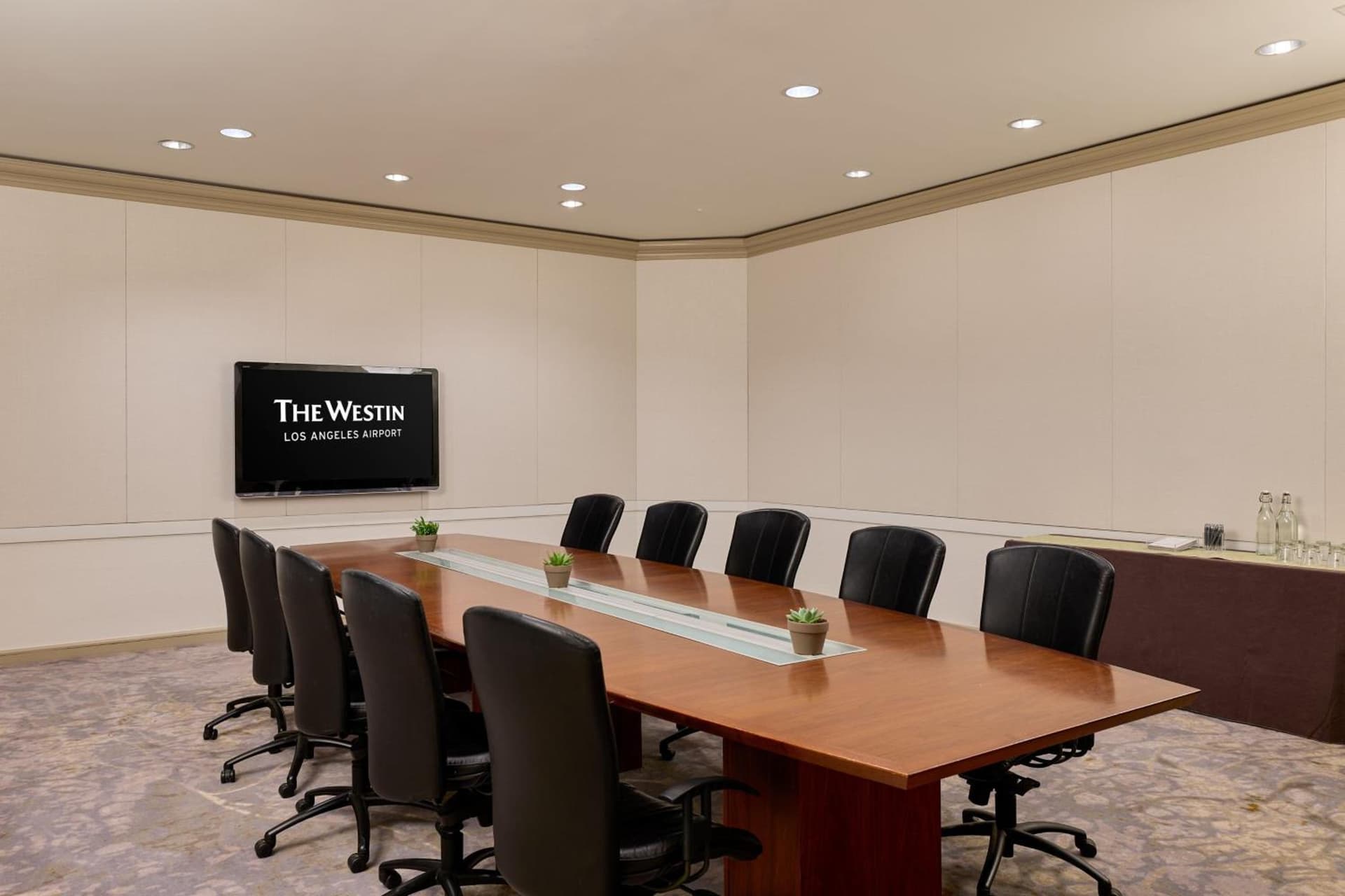 The Westin Los Angeles Airport property views in Los Angeles, CA — gallery photo 3