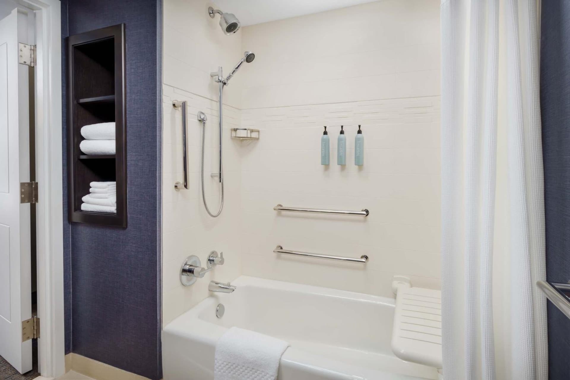 Residence Inn by Marriott New Haven Hamden gallery photo in Hamden, CT — image 17