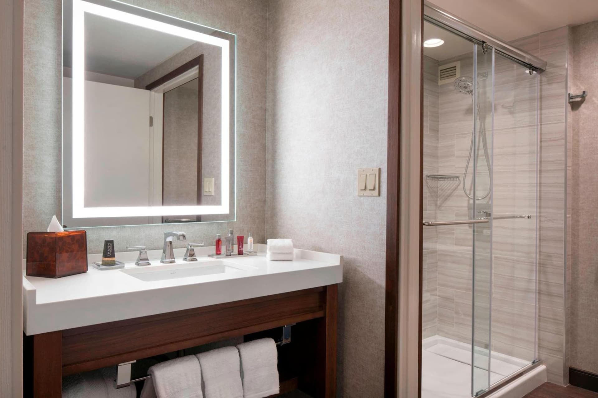 Fullerton Marriott at California State University gallery photo in Fullerton, CA — image 11