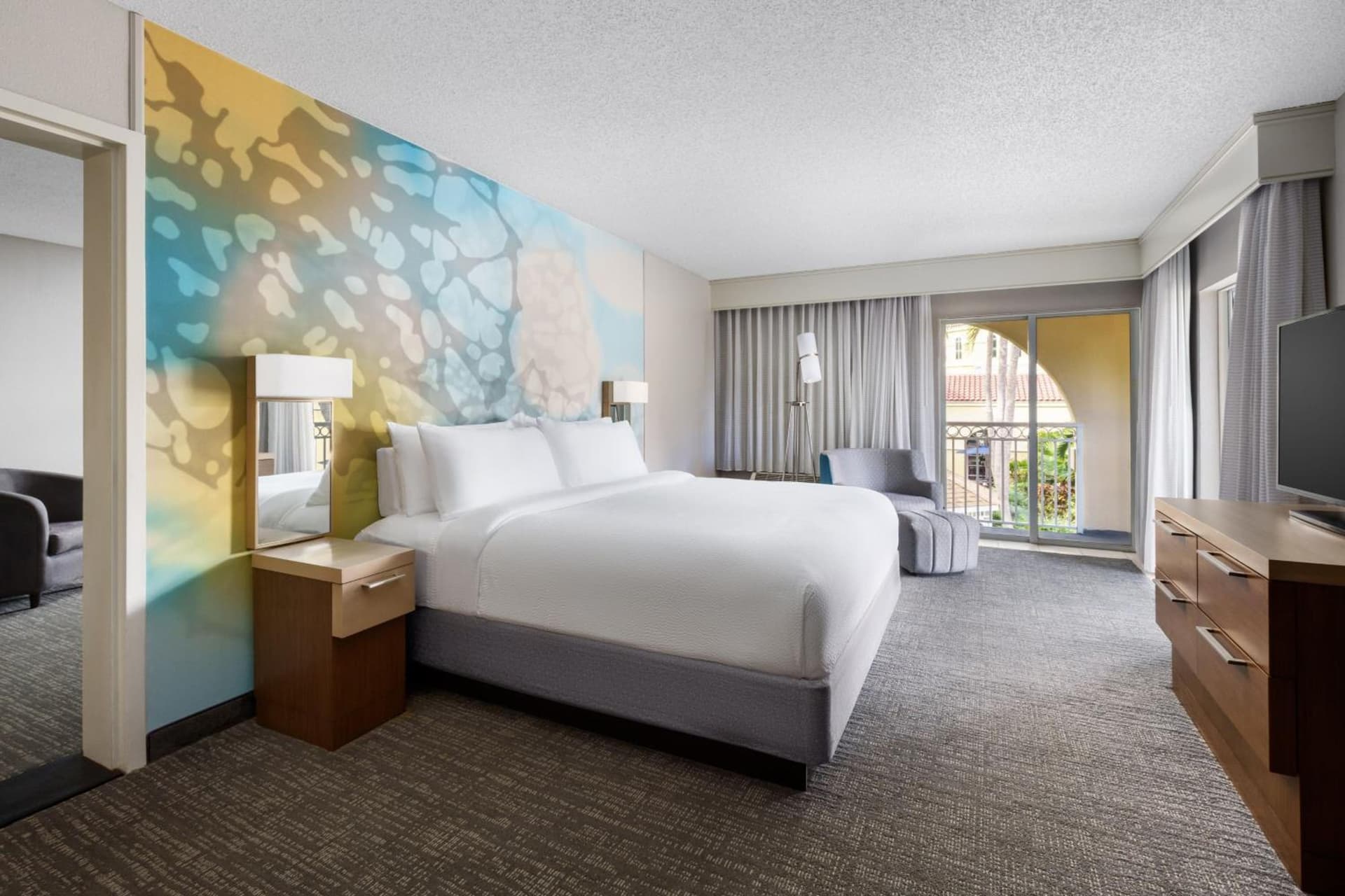 Courtyard by Marriott Fort Lauderdale North/Cypress Creek gallery photo in Fort Lauderdale, FL — image 8