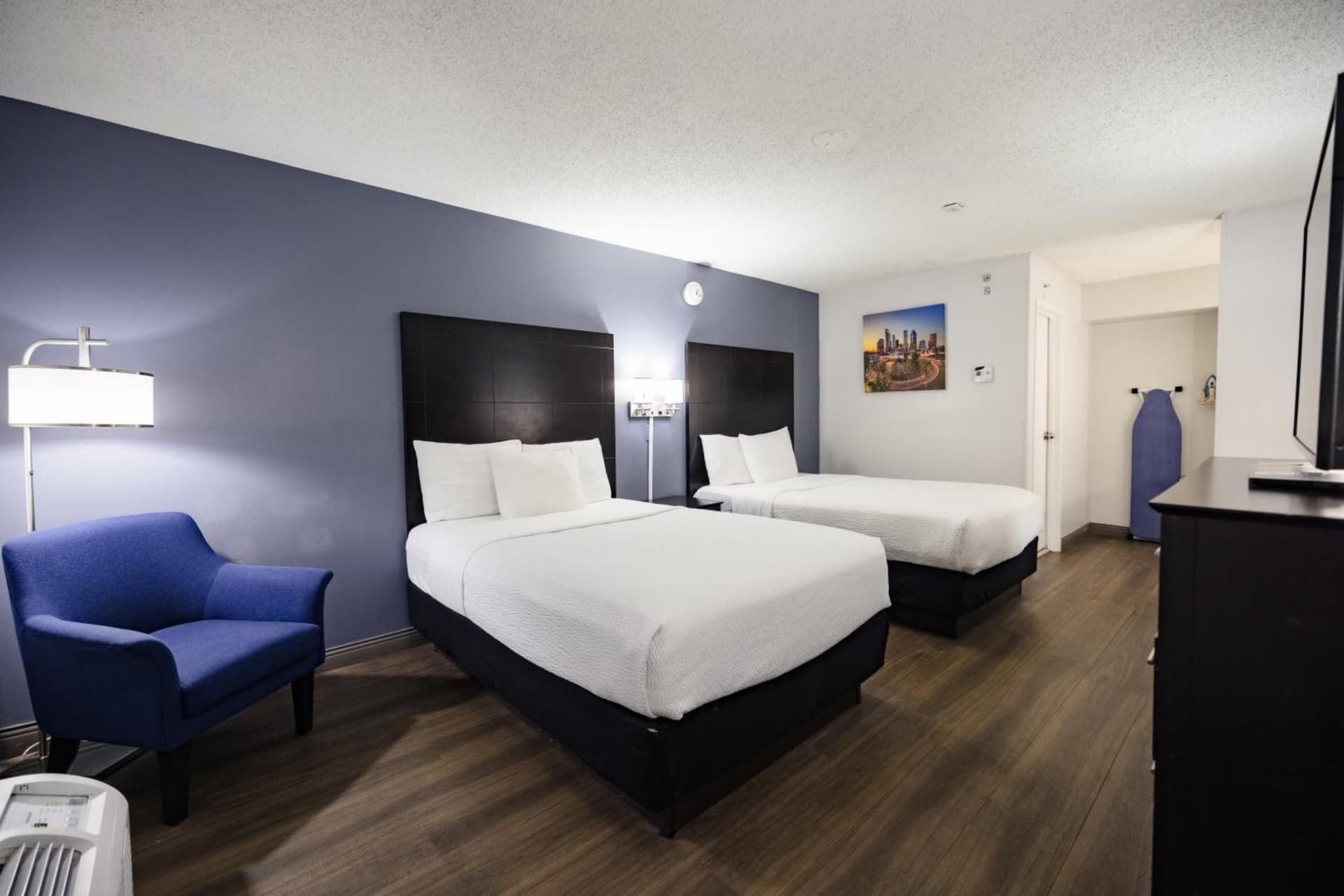 La Quinta Inn by Wyndham Tampa Near Busch Gardens gallery photo in Tampa, FL — image 37