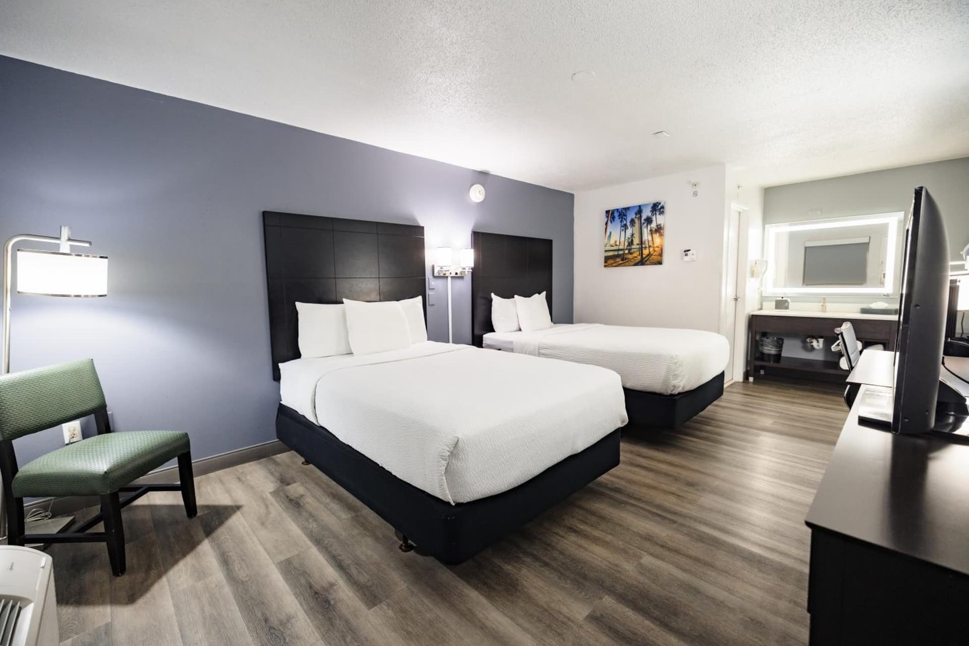 La Quinta Inn by Wyndham Tampa Near Busch Gardens gallery photo in Tampa, FL — image 14