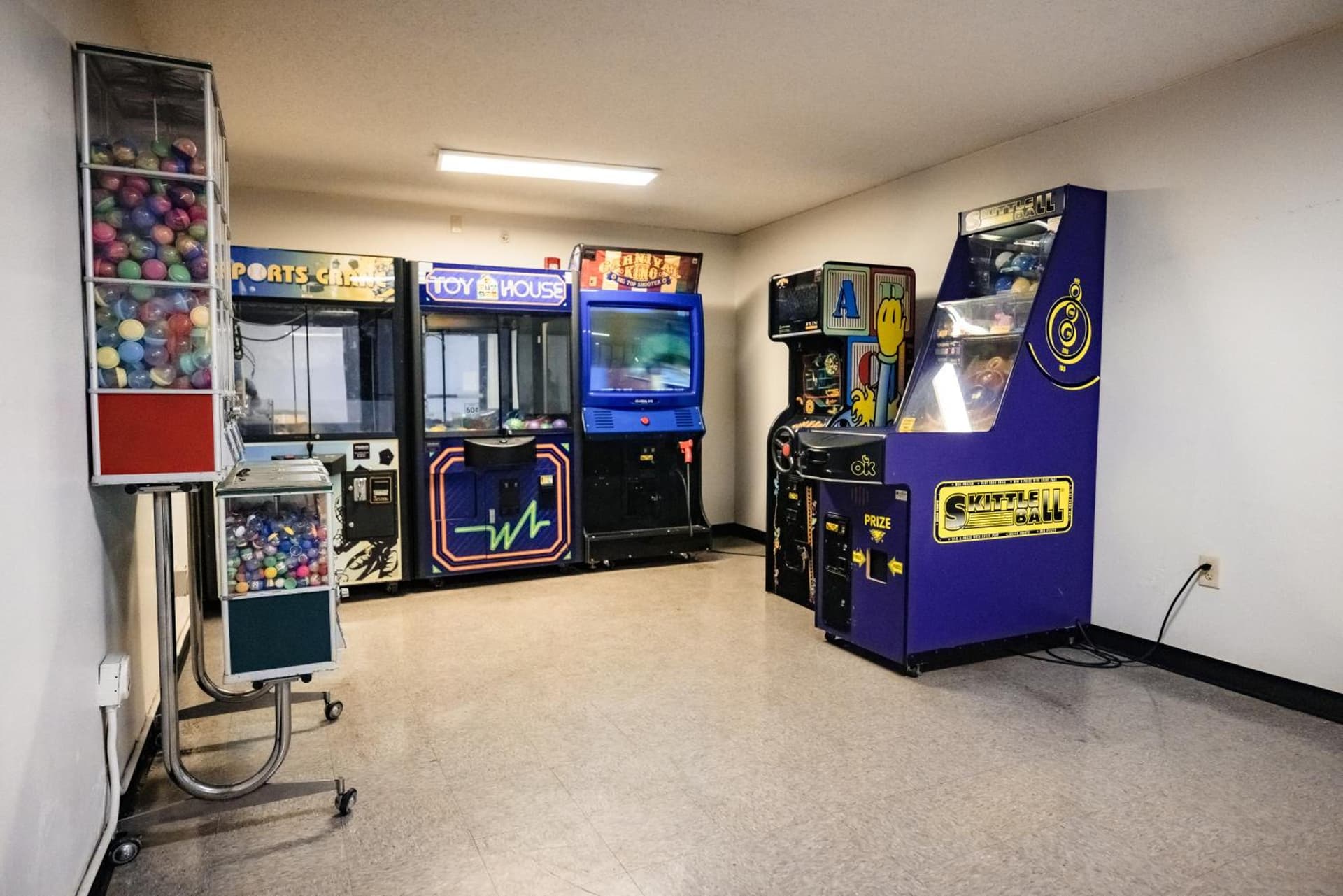 La Quinta Inn by Wyndham Tampa Near Busch Gardens gallery photo in Tampa, FL — image 48