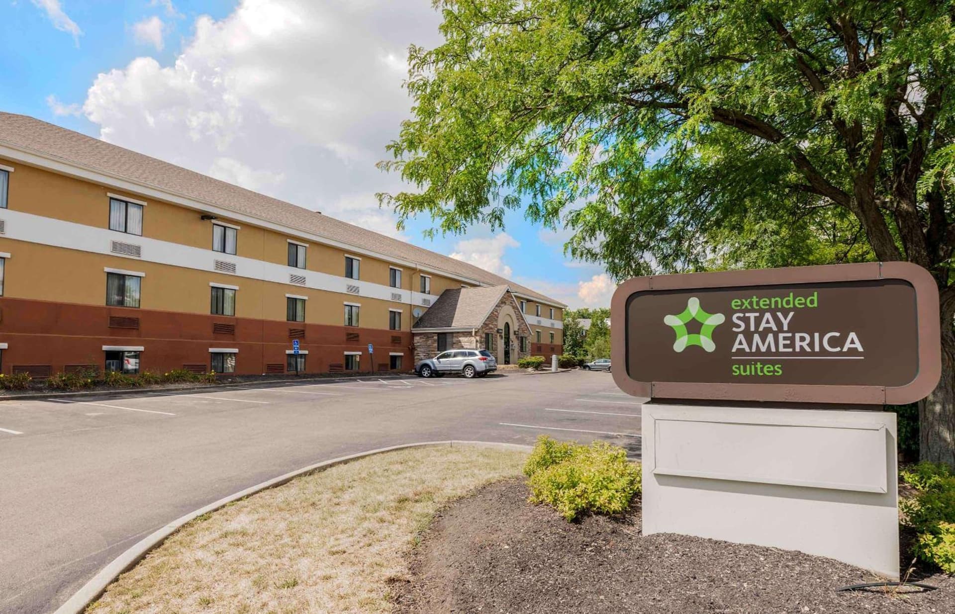 Extended Stay America Suites - Dayton - South interior in Dayton, OH — gallery photo 2