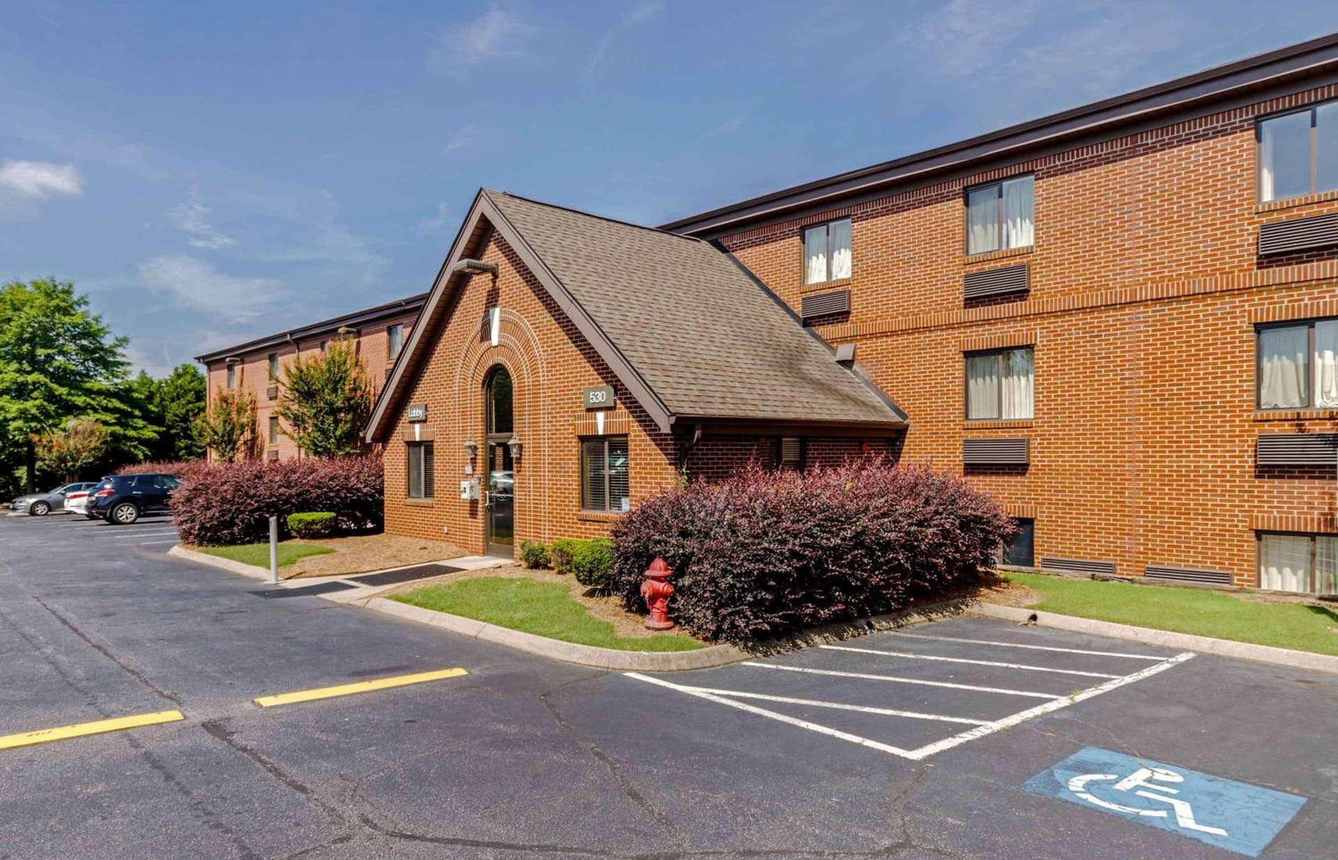 Studio 6 Suites Greenville, SC - Haywood Mall featured exterior or lobby in Greenville, SC — similar hotel