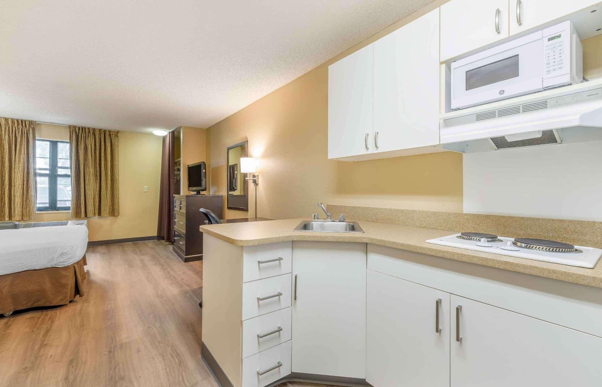 Extended Stay America Suites - Temecula - Wine Country gallery photo in Temecula, CA — image 25