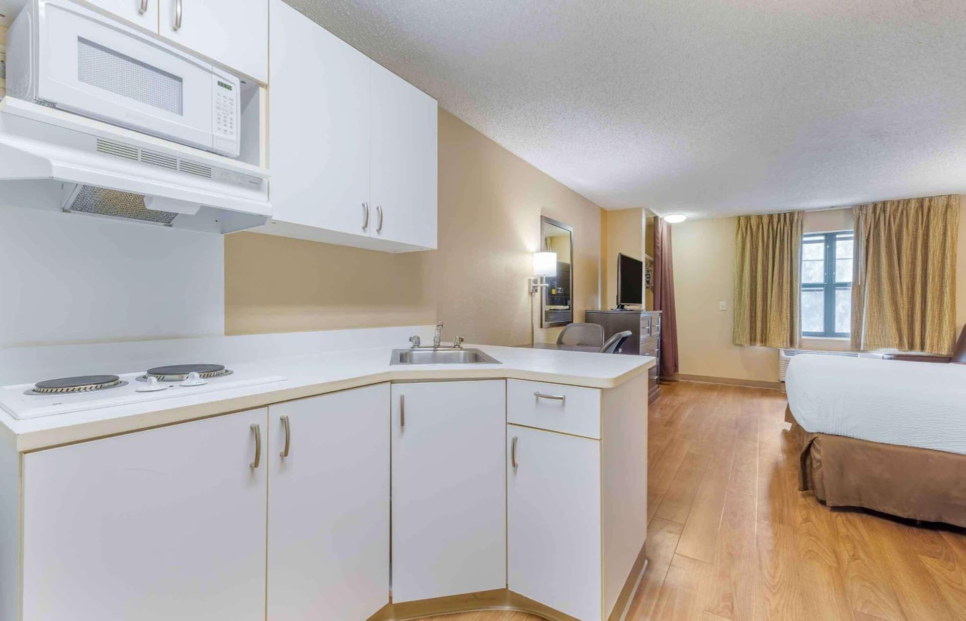 Extended Stay America Suites - Temecula - Wine Country gallery photo in Temecula, CA — image 5