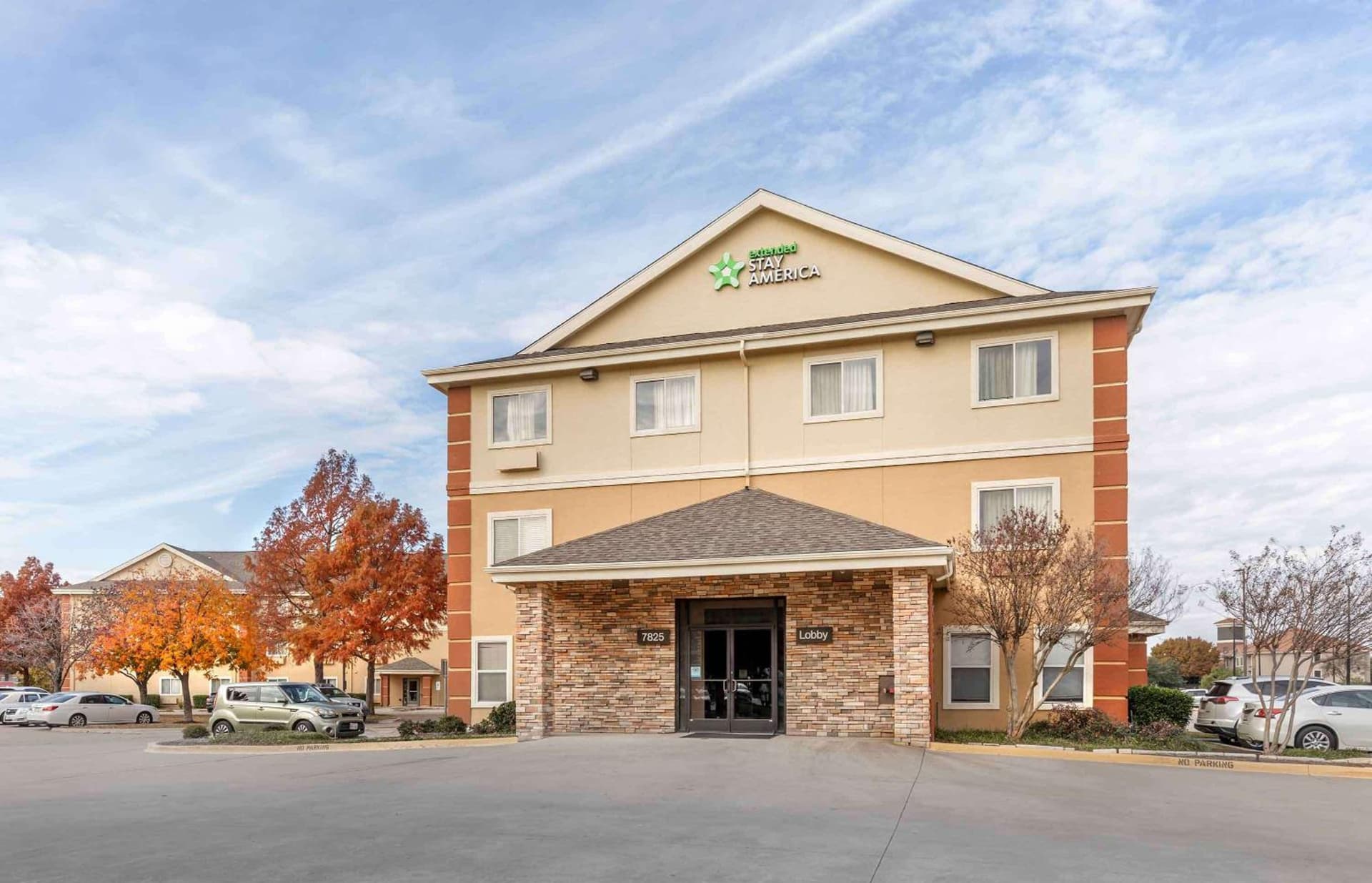 Hawthorn Extended Stay by Wyndham DFW Airport North featured exterior or lobby in Irving, TX — similar hotel