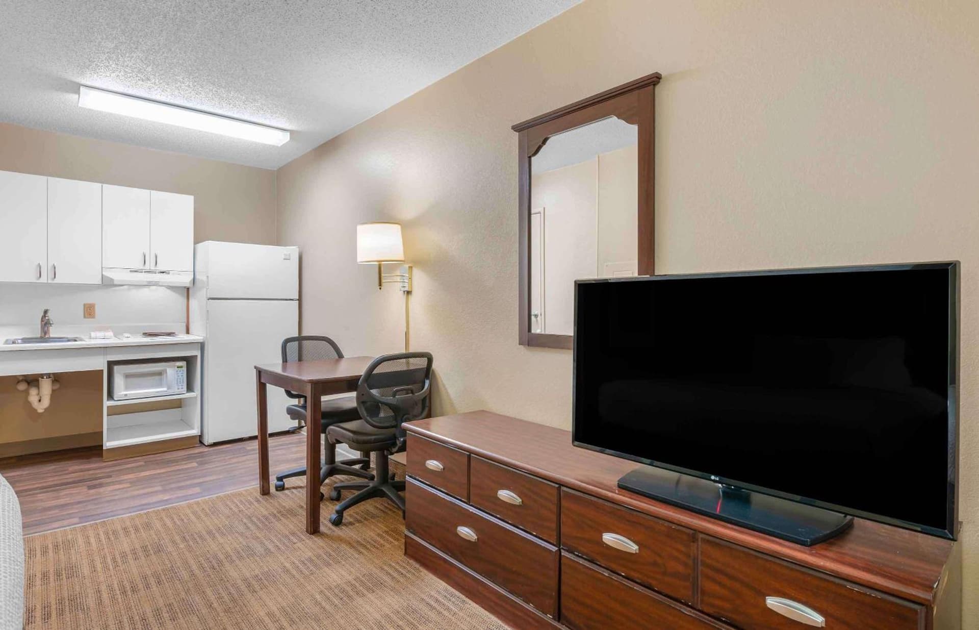 Extended Stay America Select Suites - Phoenix - Mesa - West gallery photo in Mesa, AZ — image 18