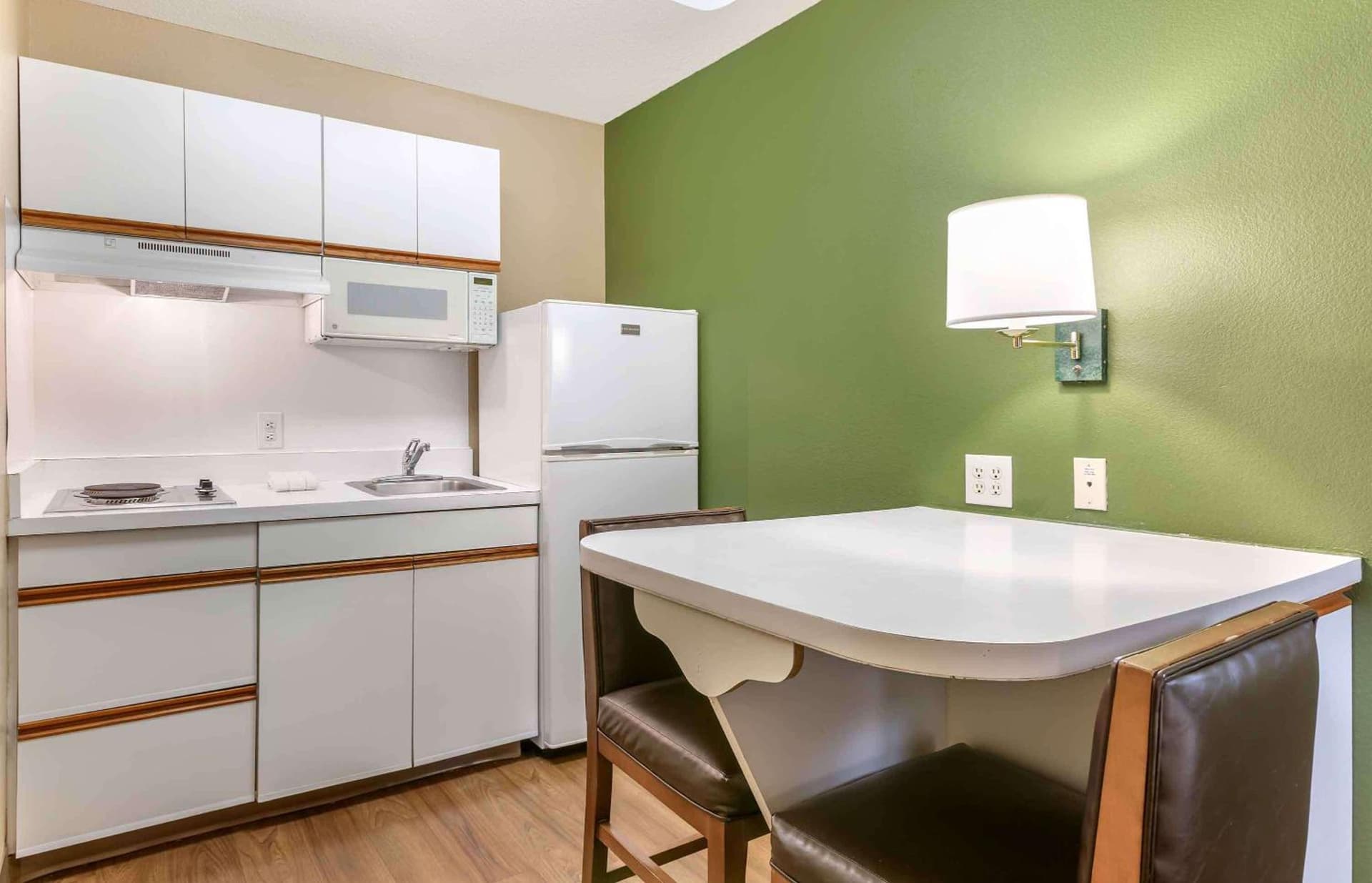 Extended Stay America Select Suites - Phoenix - Mesa - West gallery photo in Mesa, AZ — image 7