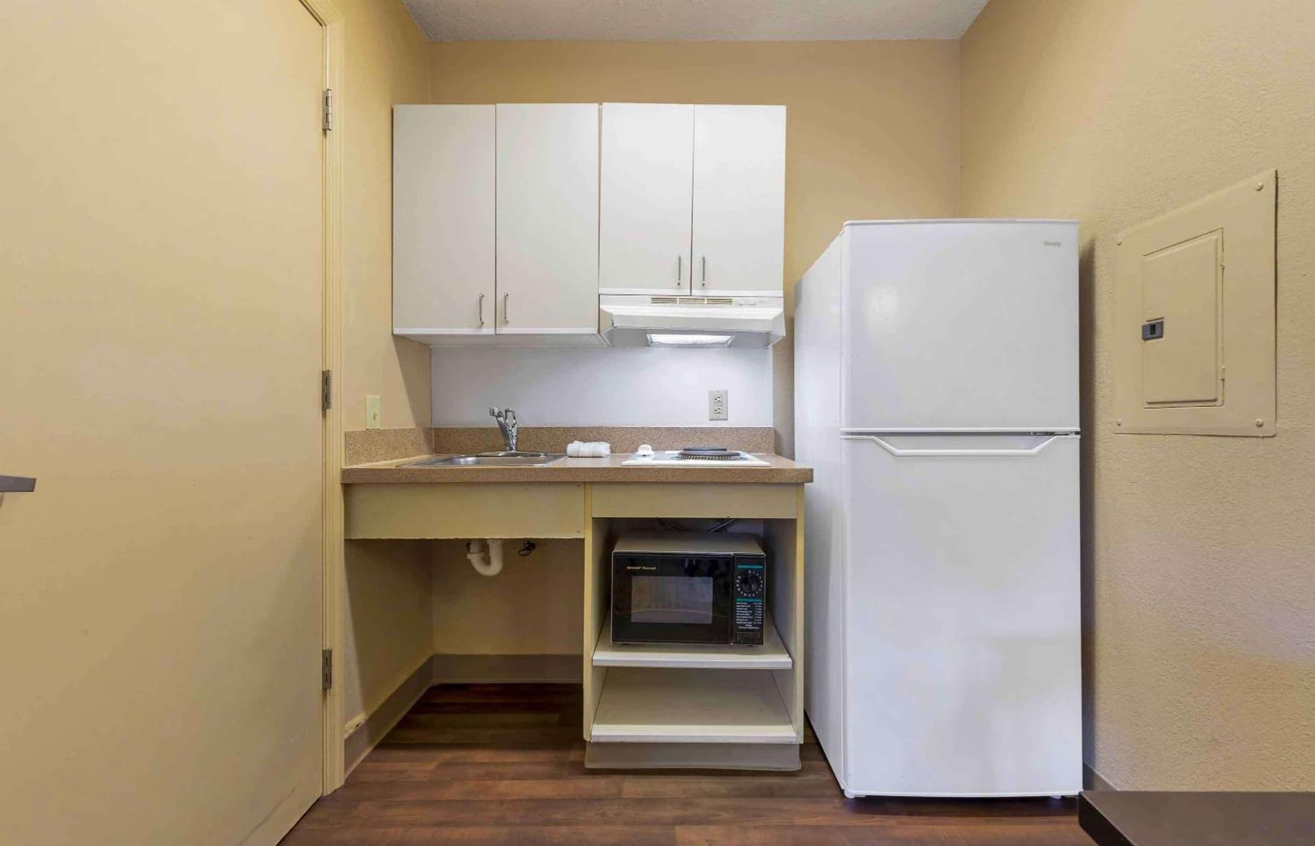 Studio 6 Suites Fresno North CA gallery photo in Fresno, CA — image 43