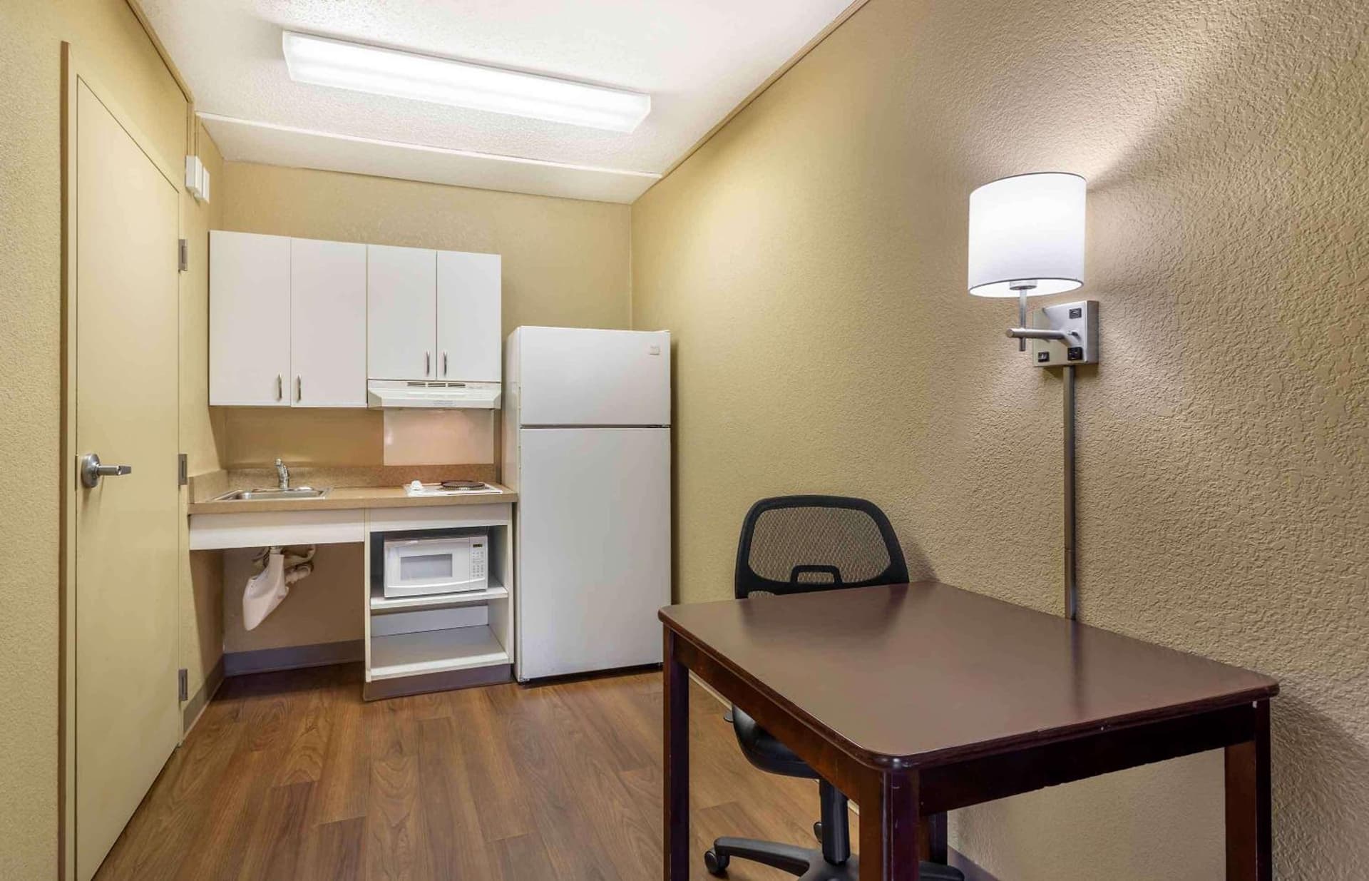 Studio 6 Suites Fresno North CA gallery photo in Fresno, CA — image 60