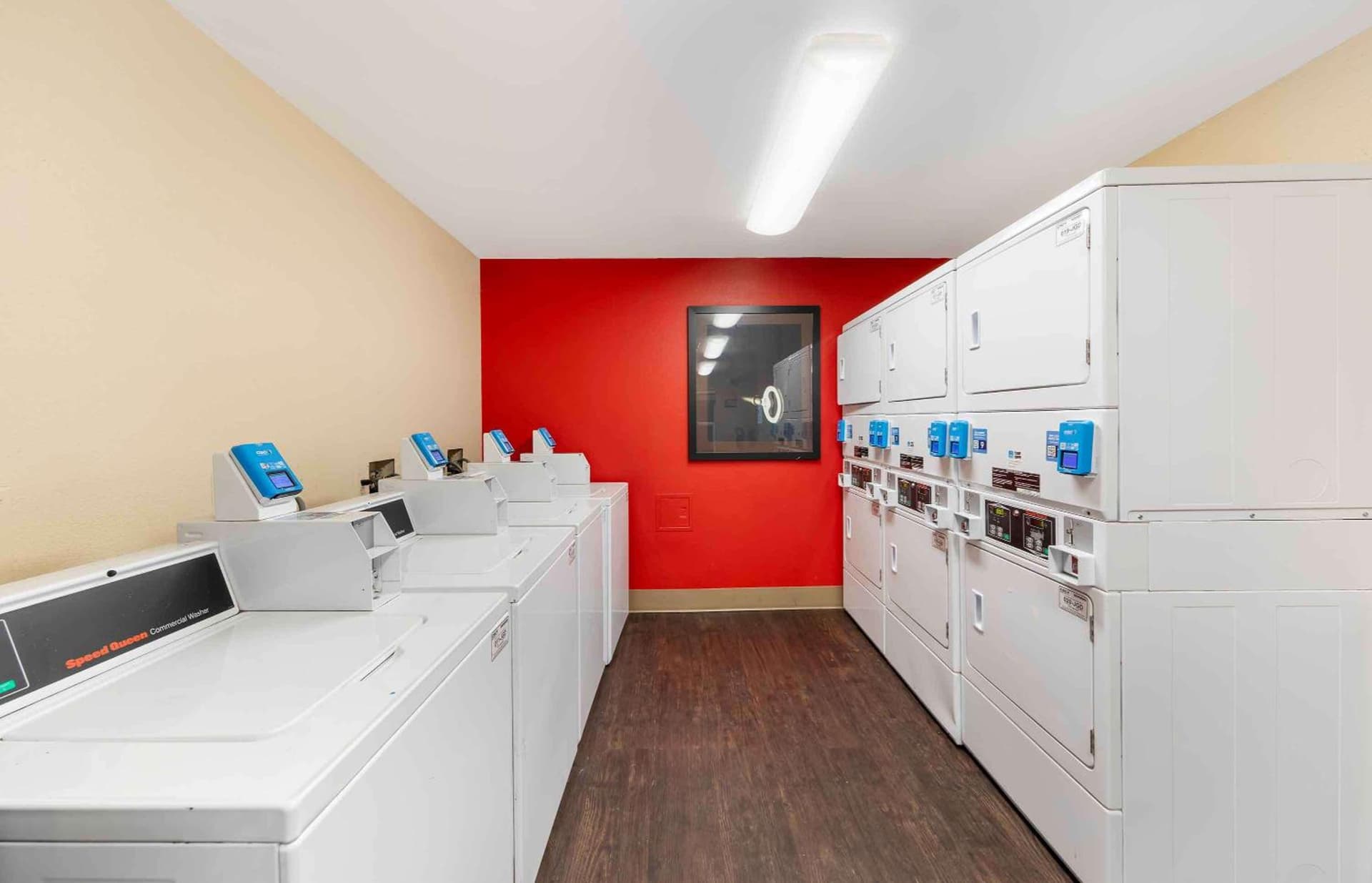 Studio 6 Suites Fresno North CA gallery photo in Fresno, CA — image 29