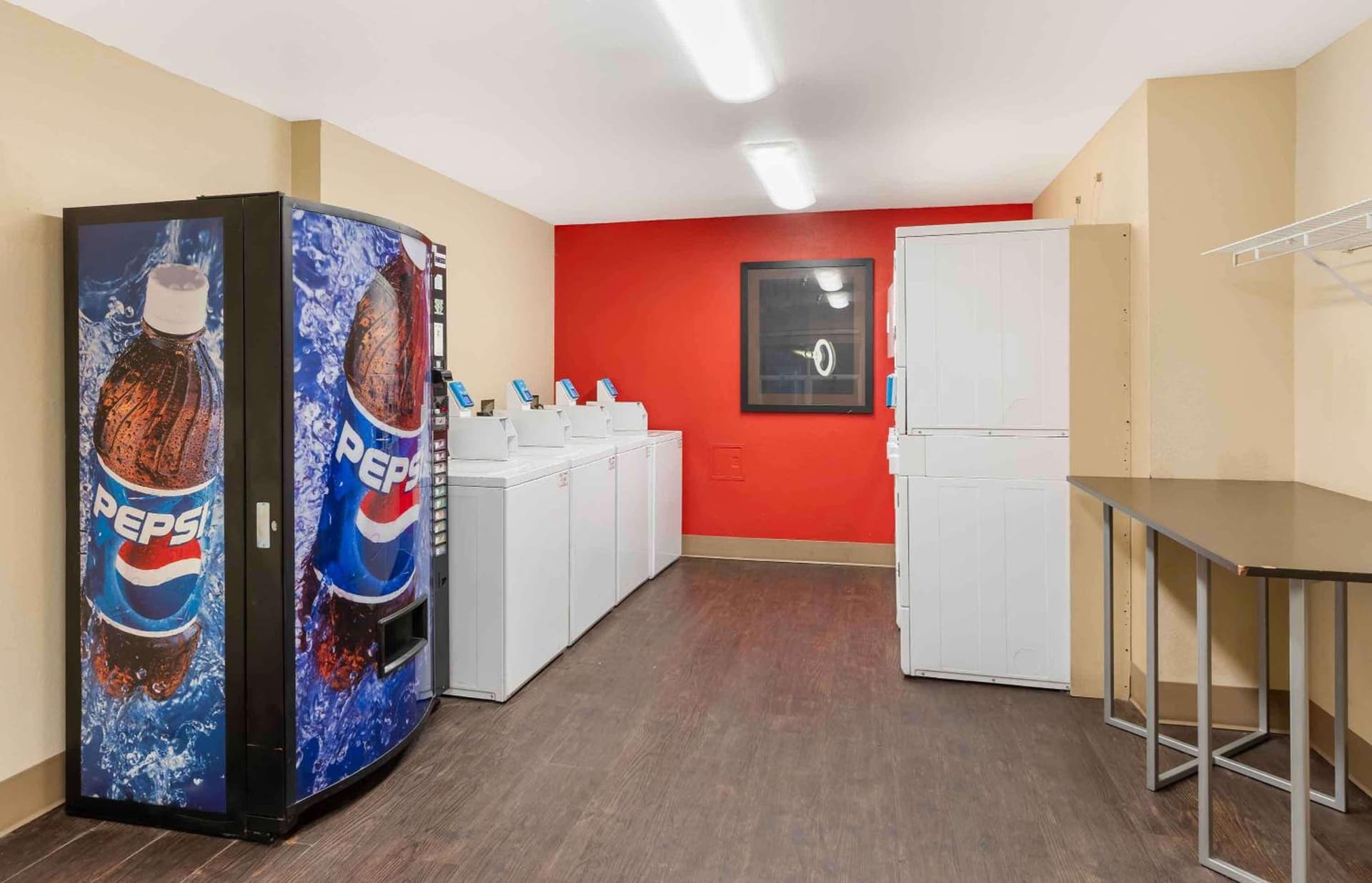Studio 6 Suites Fresno North CA gallery photo in Fresno, CA — image 45