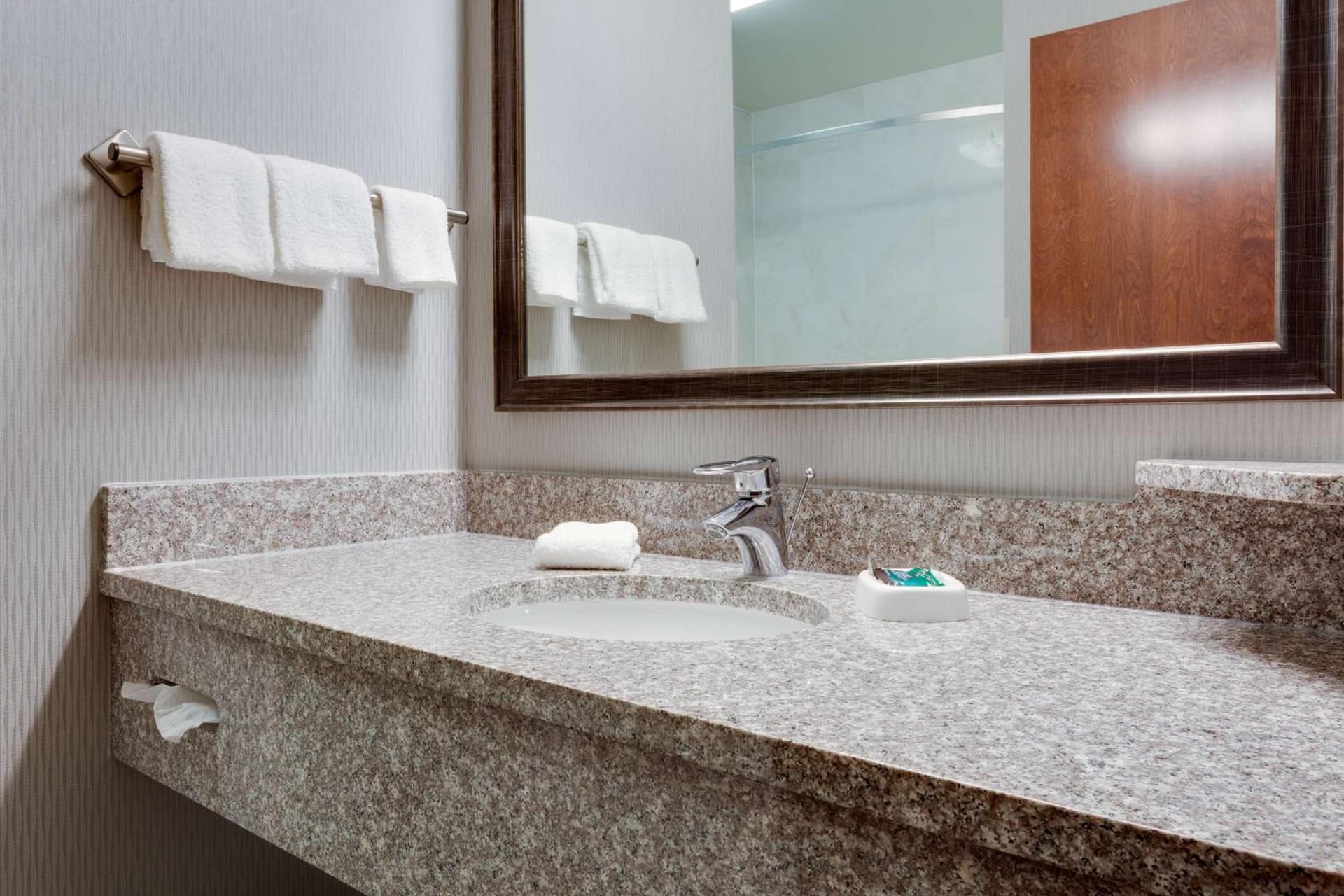 Drury Inn & Suites St. Louis/O'Fallon, IL gallery photo in O'Fallon, IL — image 8
