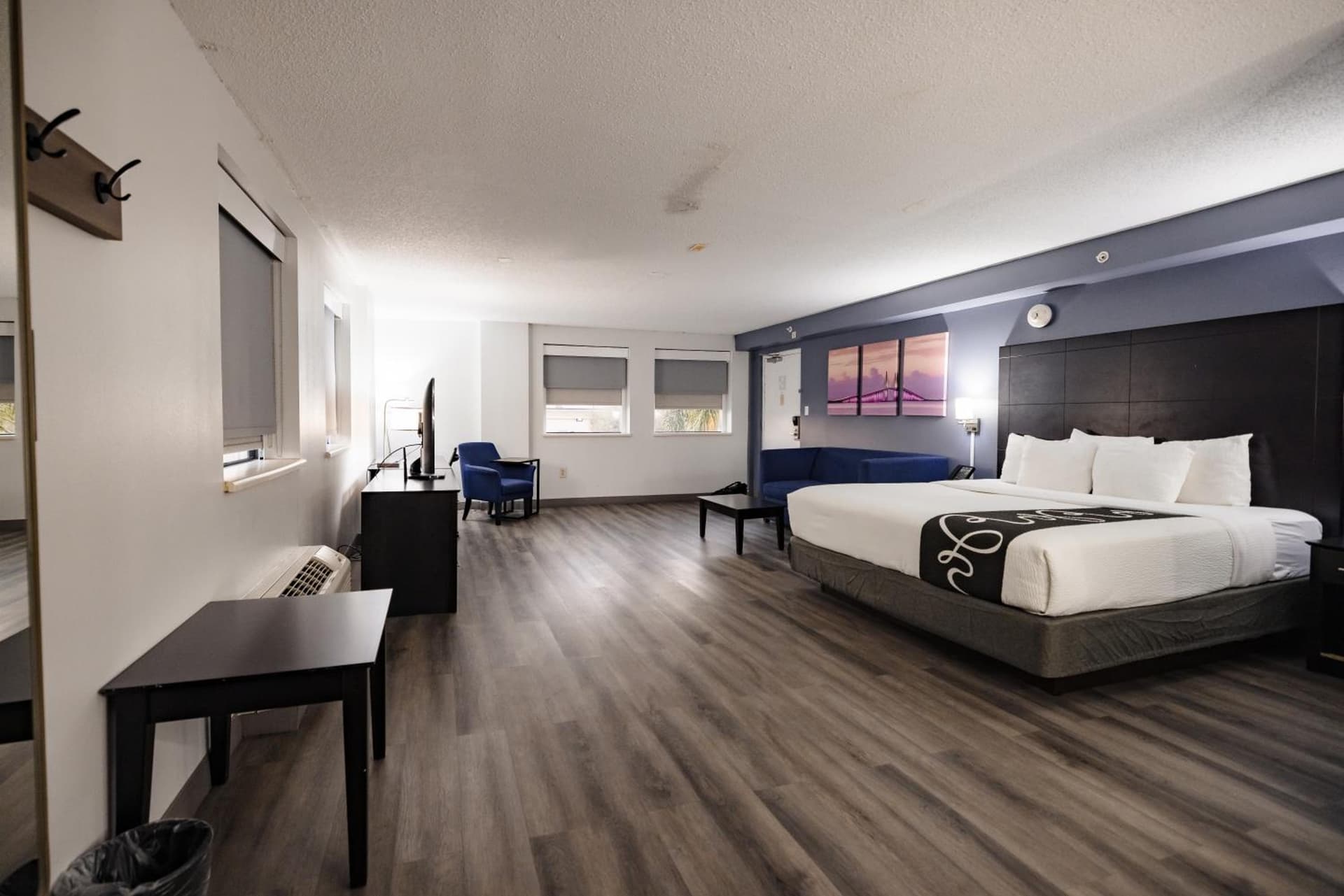 La Quinta Inn by Wyndham Tampa Near Busch Gardens gallery photo in Tampa, FL — image 68
