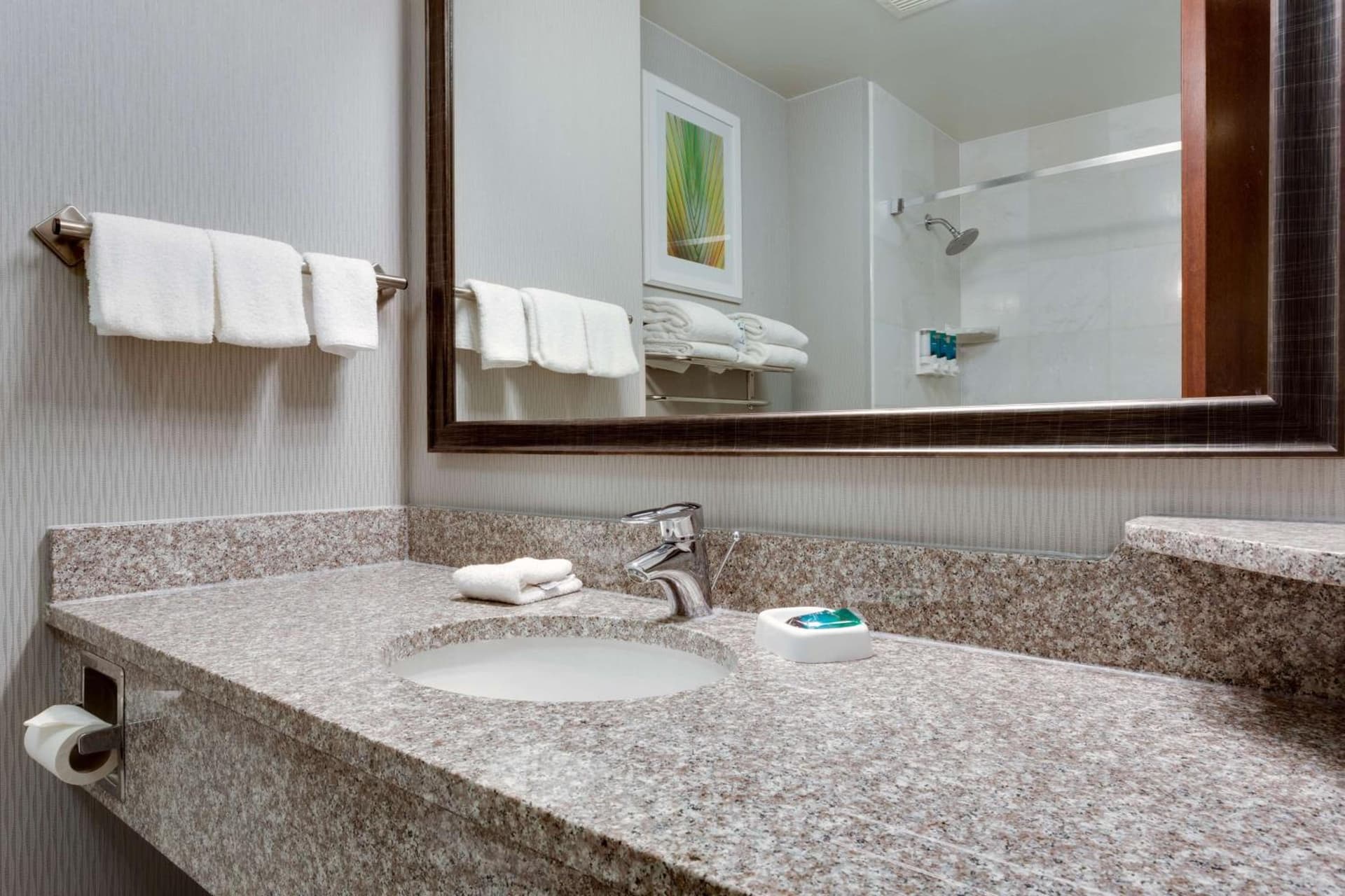 Drury Inn & Suites St. Louis/O'Fallon, IL gallery photo in O'Fallon, IL — image 18
