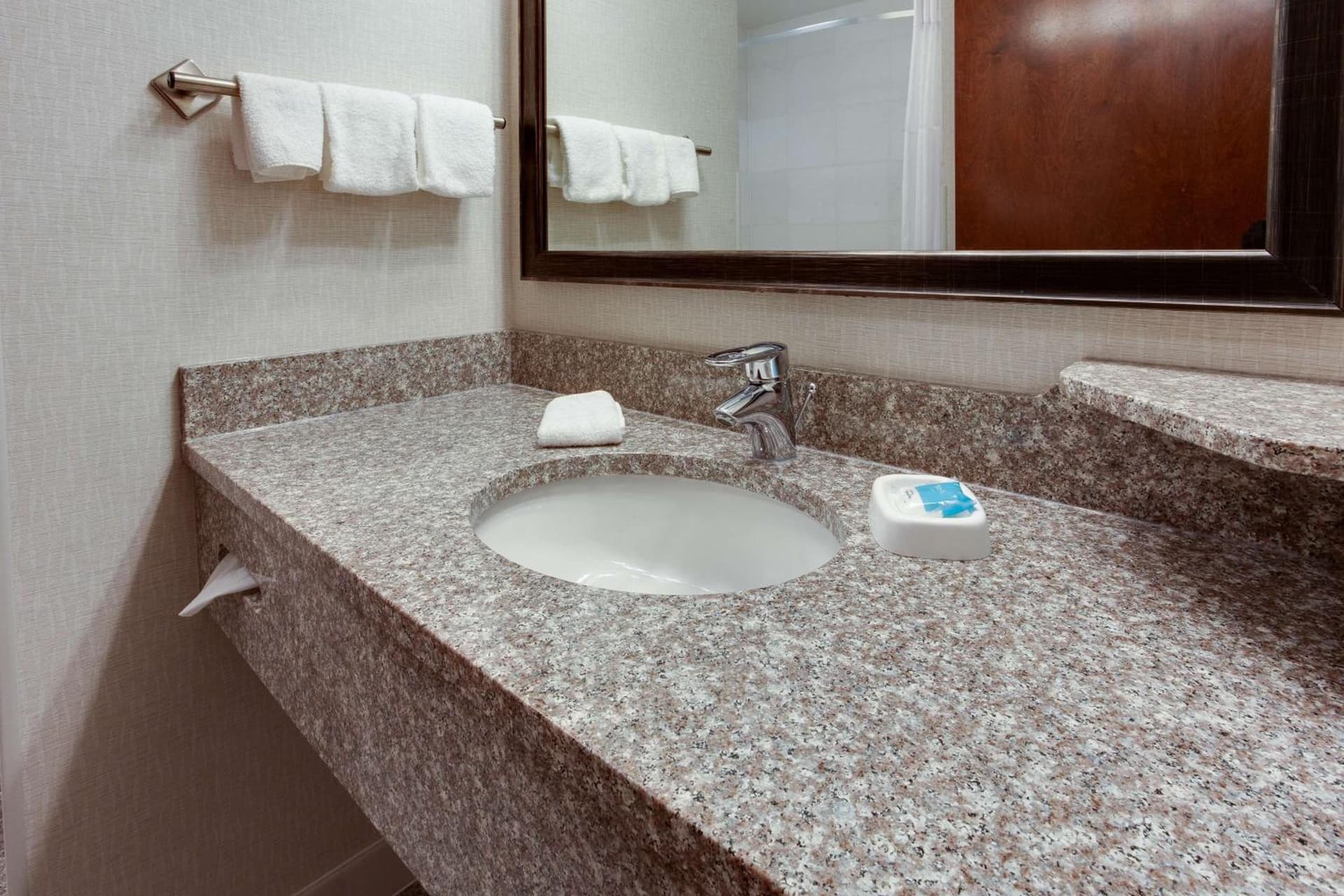 Drury Inn & Suites West Des Moines gallery photo in West Des Moines, IA — image 21