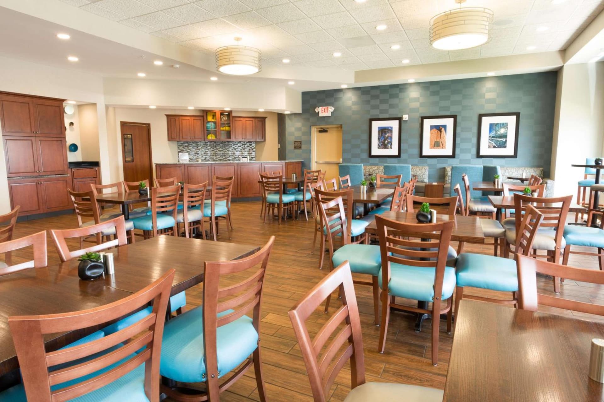 Drury Plaza Hotel Colorado Springs Near the Air Force Academy gallery photo in Colorado Springs, CO — image 9