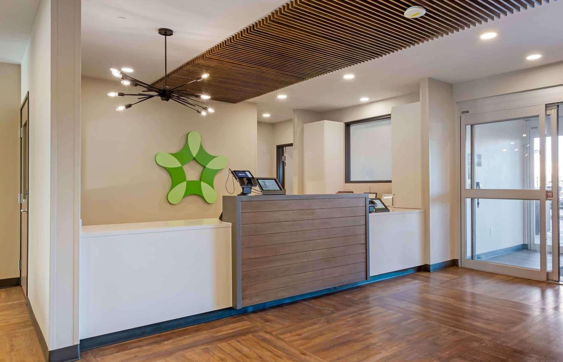 Extended Stay America Premier Suites - Phoenix - Chandler - Downtown gallery photo in Chandler, AZ — image 10