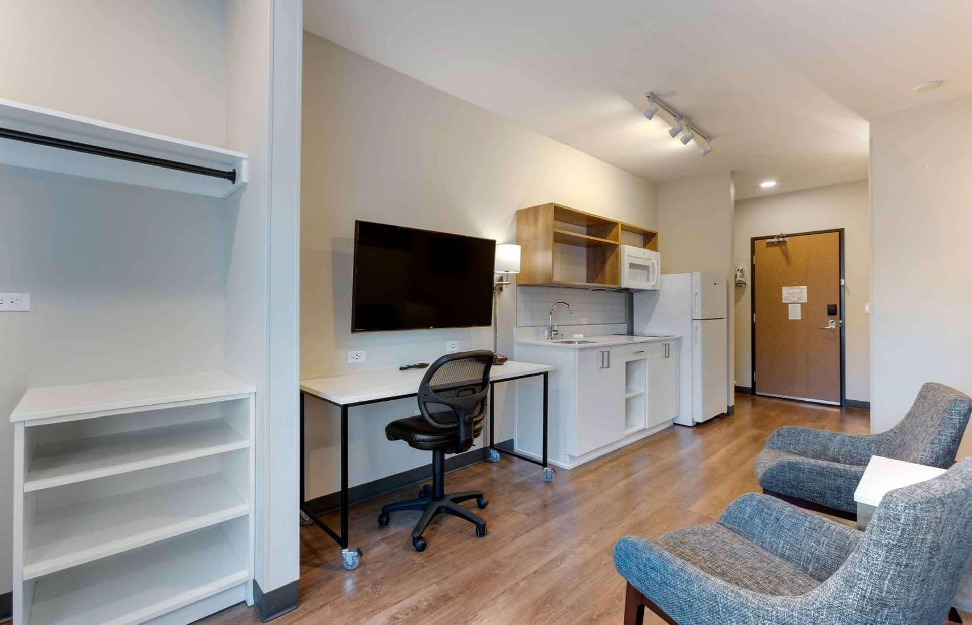 Extended Stay America Premier Suites - Phoenix - Chandler - Downtown gallery photo in Chandler, AZ — image 19
