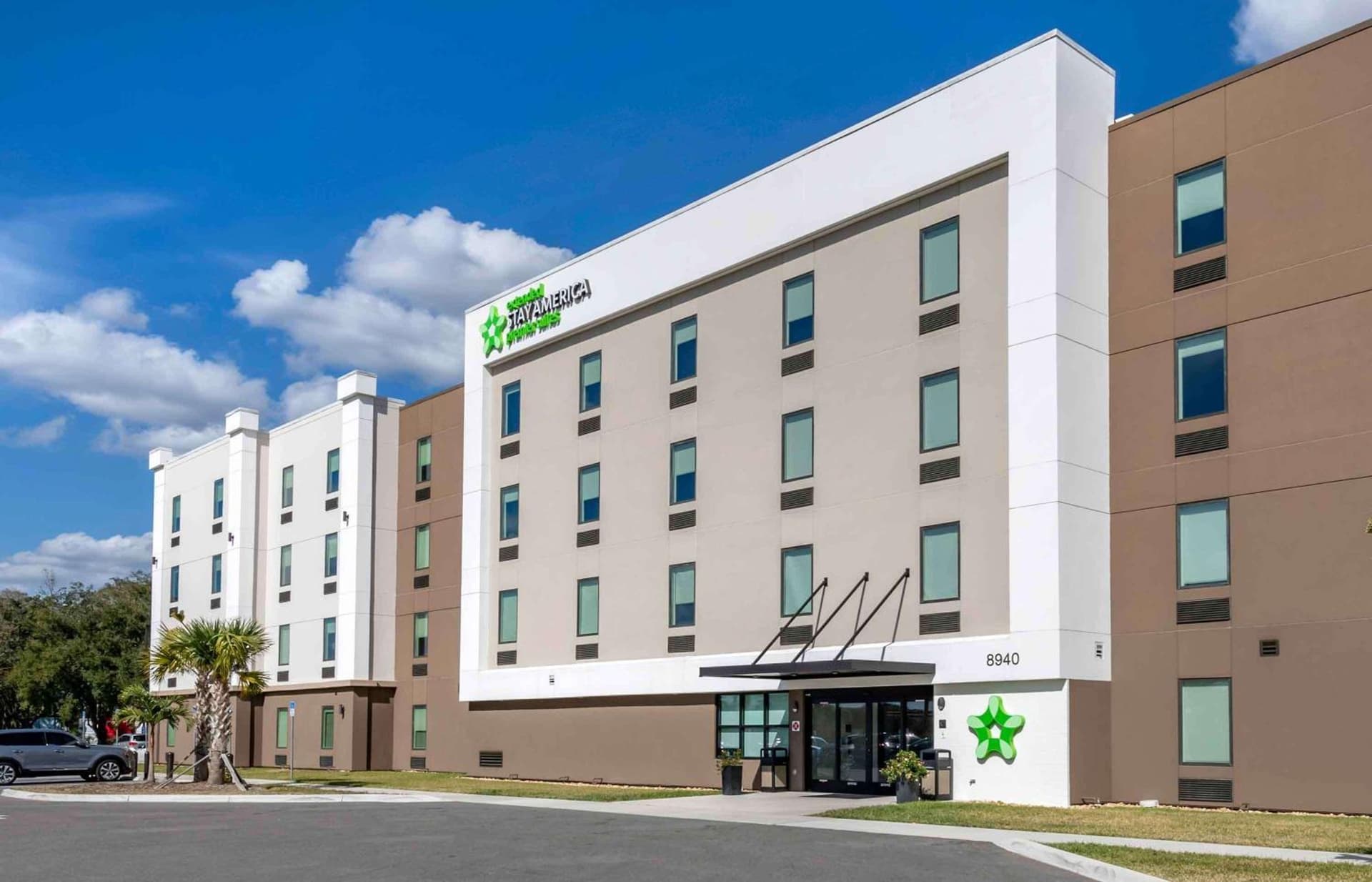 Extended Stay America Premier Suites - Tampa - Fairgrounds - Casino interior in Tampa, FL — gallery photo 2