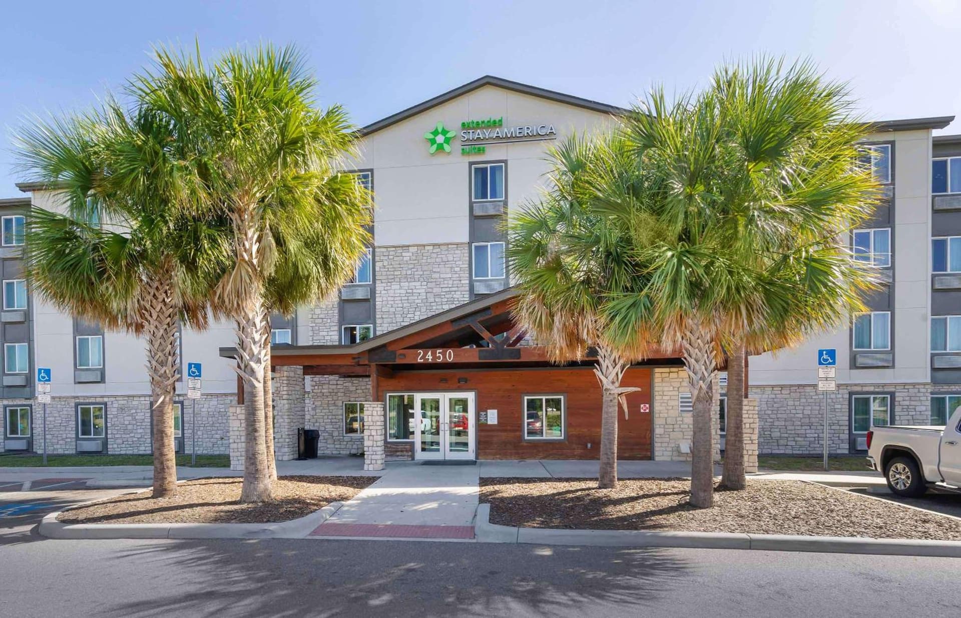 Extended Stay America Select Suites - Tampa - Brandon - East featured exterior or lobby in Tampa, FL — similar hotel