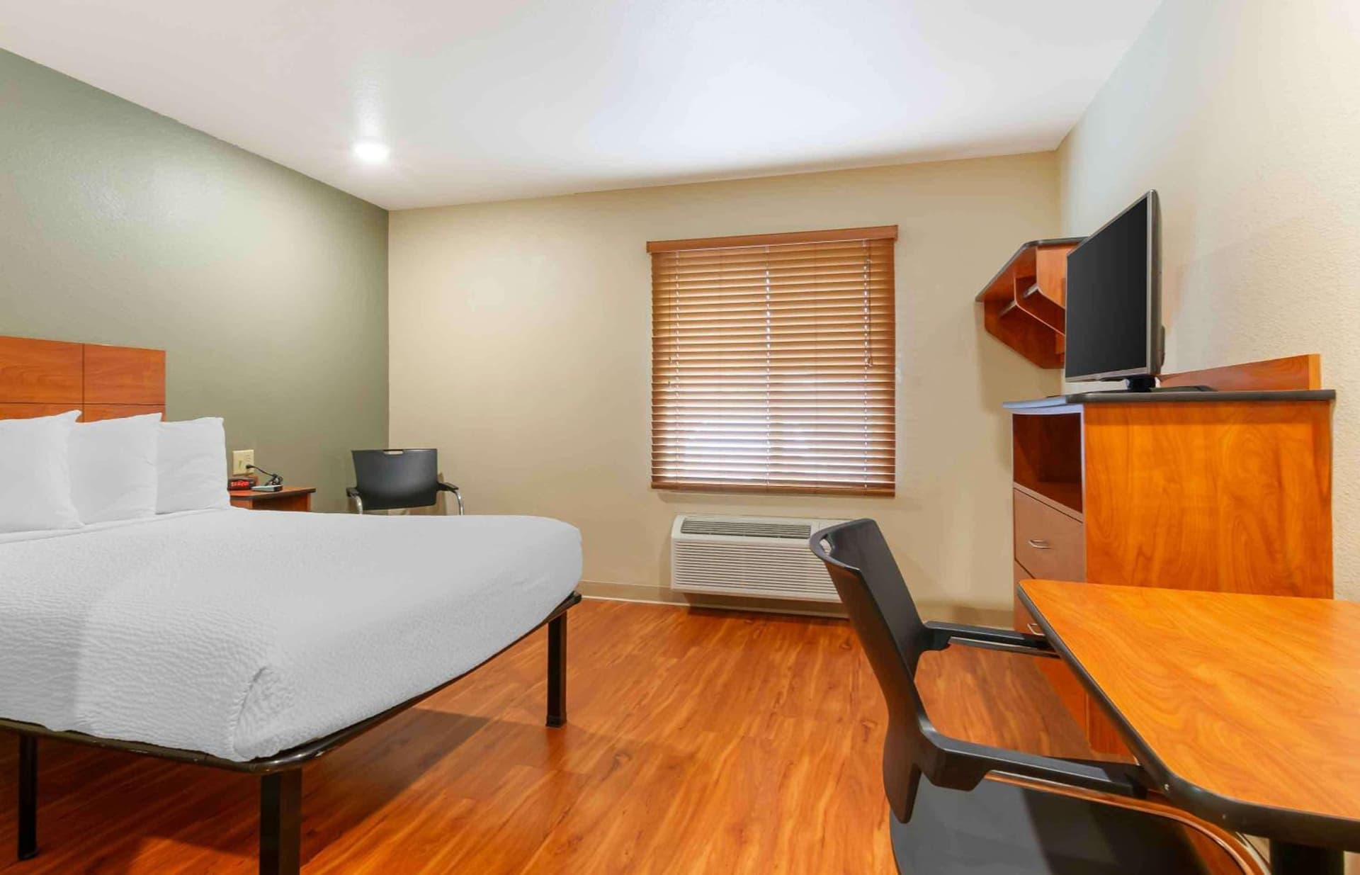 Extended Stay America Select Suites - Kansas City - Stadium gallery photo in Independence, MO — image 33