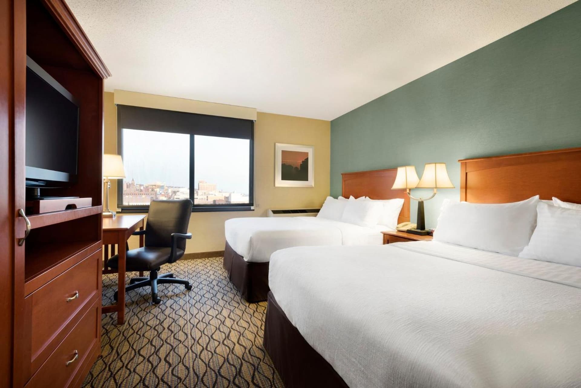 Holiday Inn & Suites Duluth-Downtown by IHG property views in Duluth, MN — gallery photo 3
