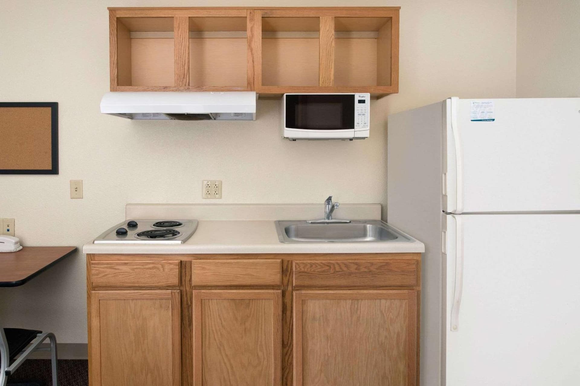 WoodSpring Suites Augusta Fort Eisenhower interior in Augusta, GA — gallery photo 2